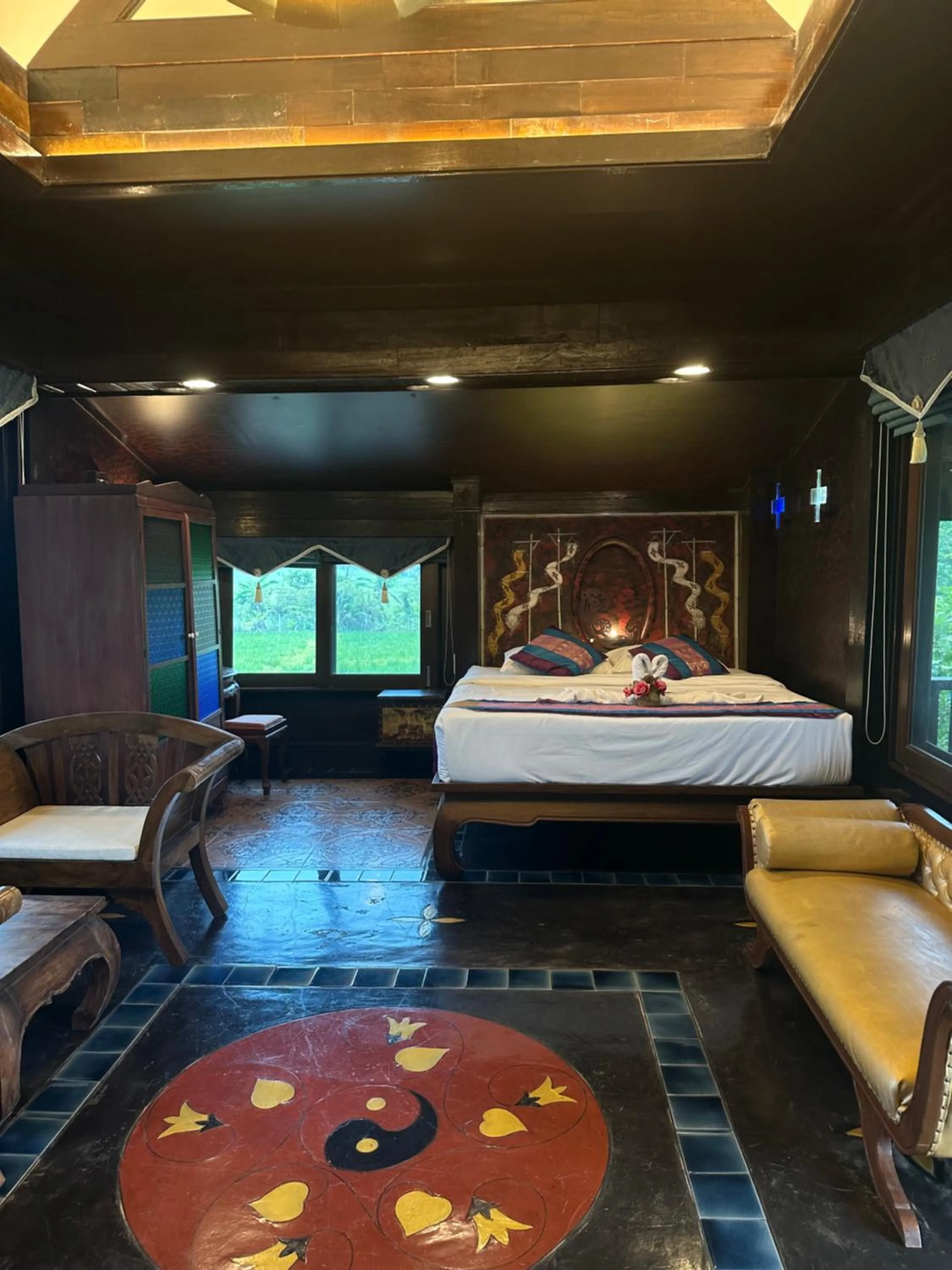 Bed in Bantunglom Resort