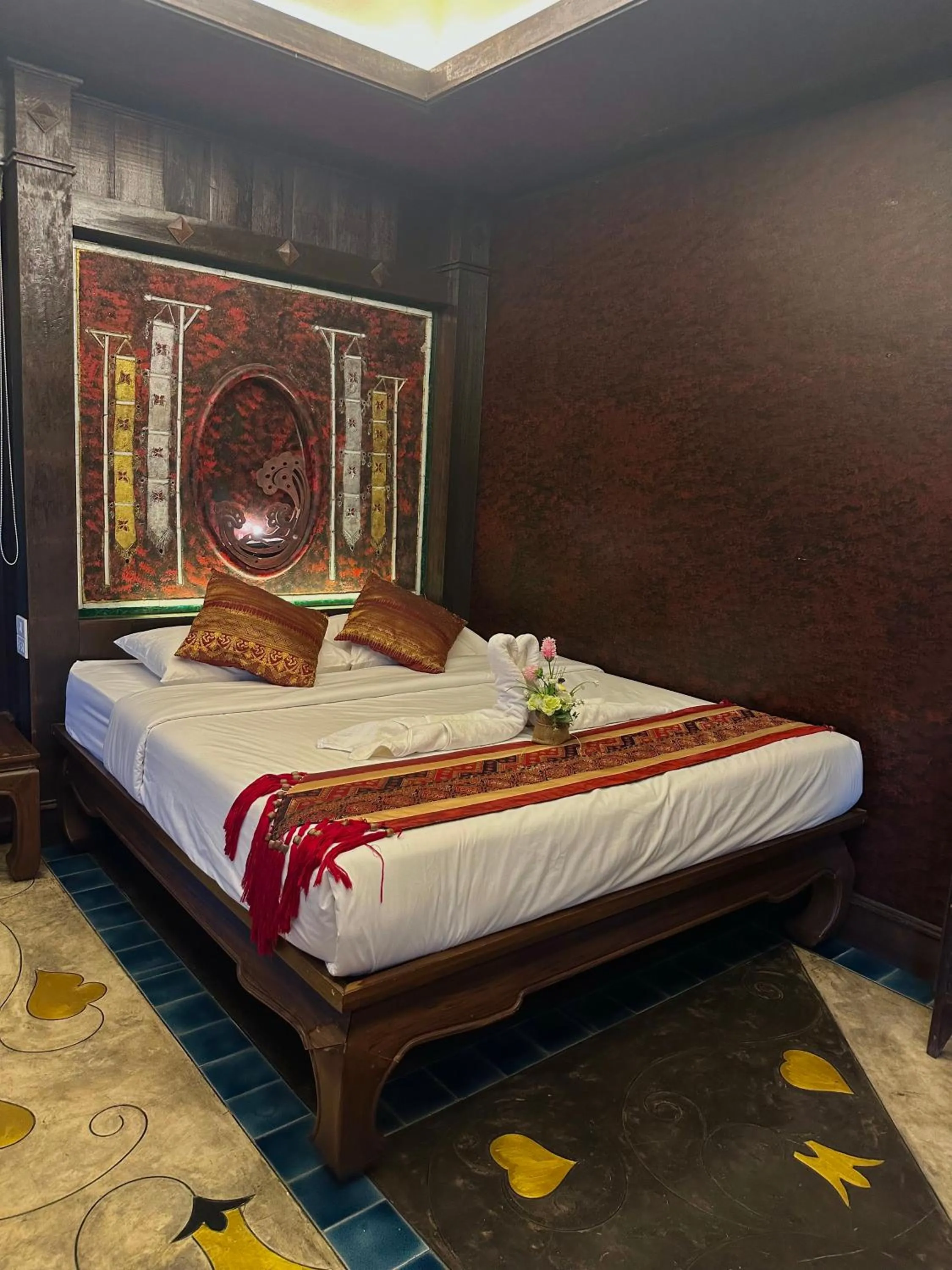 Bed in Bantunglom Resort