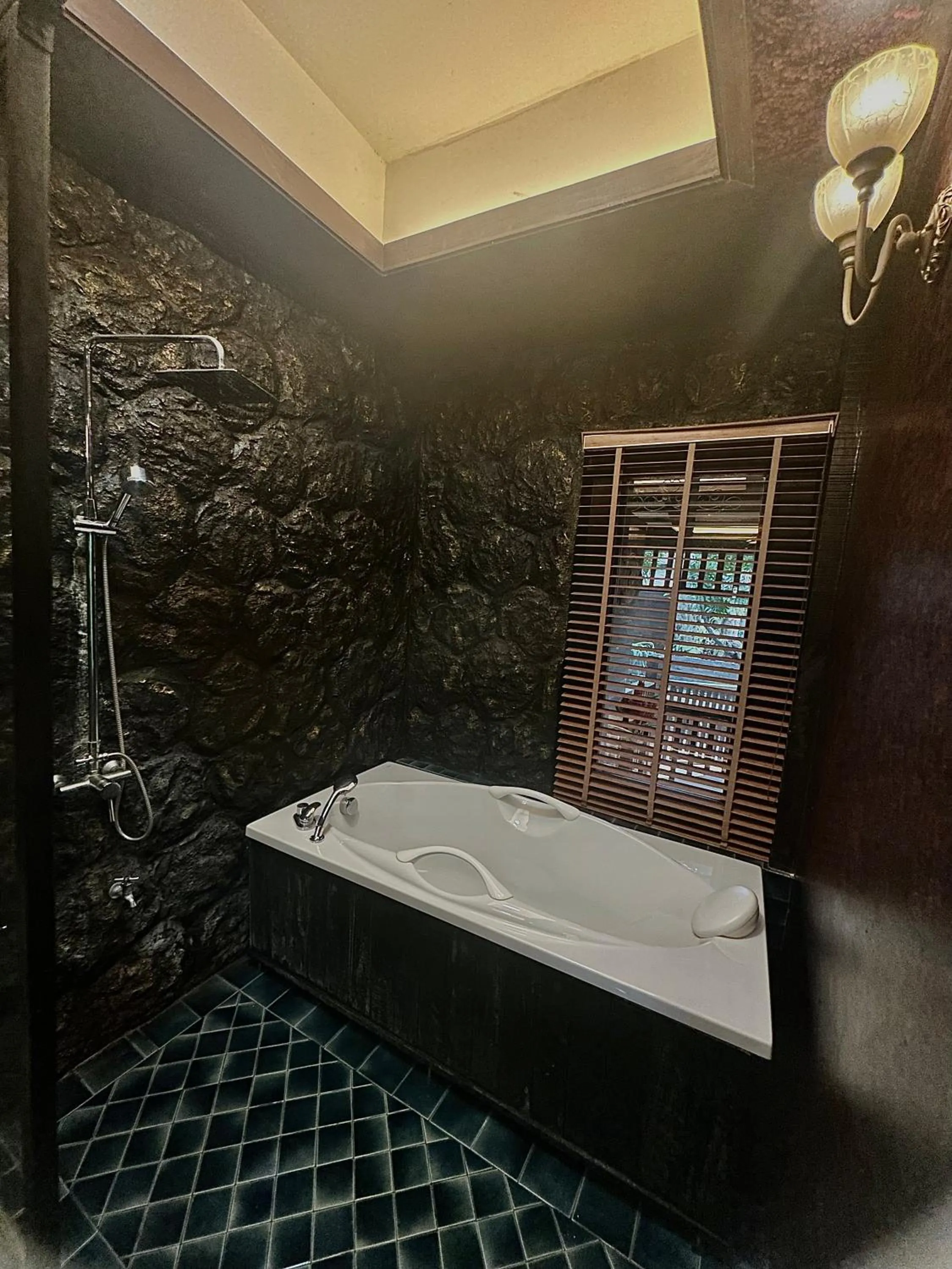 Bed in Bantunglom Resort