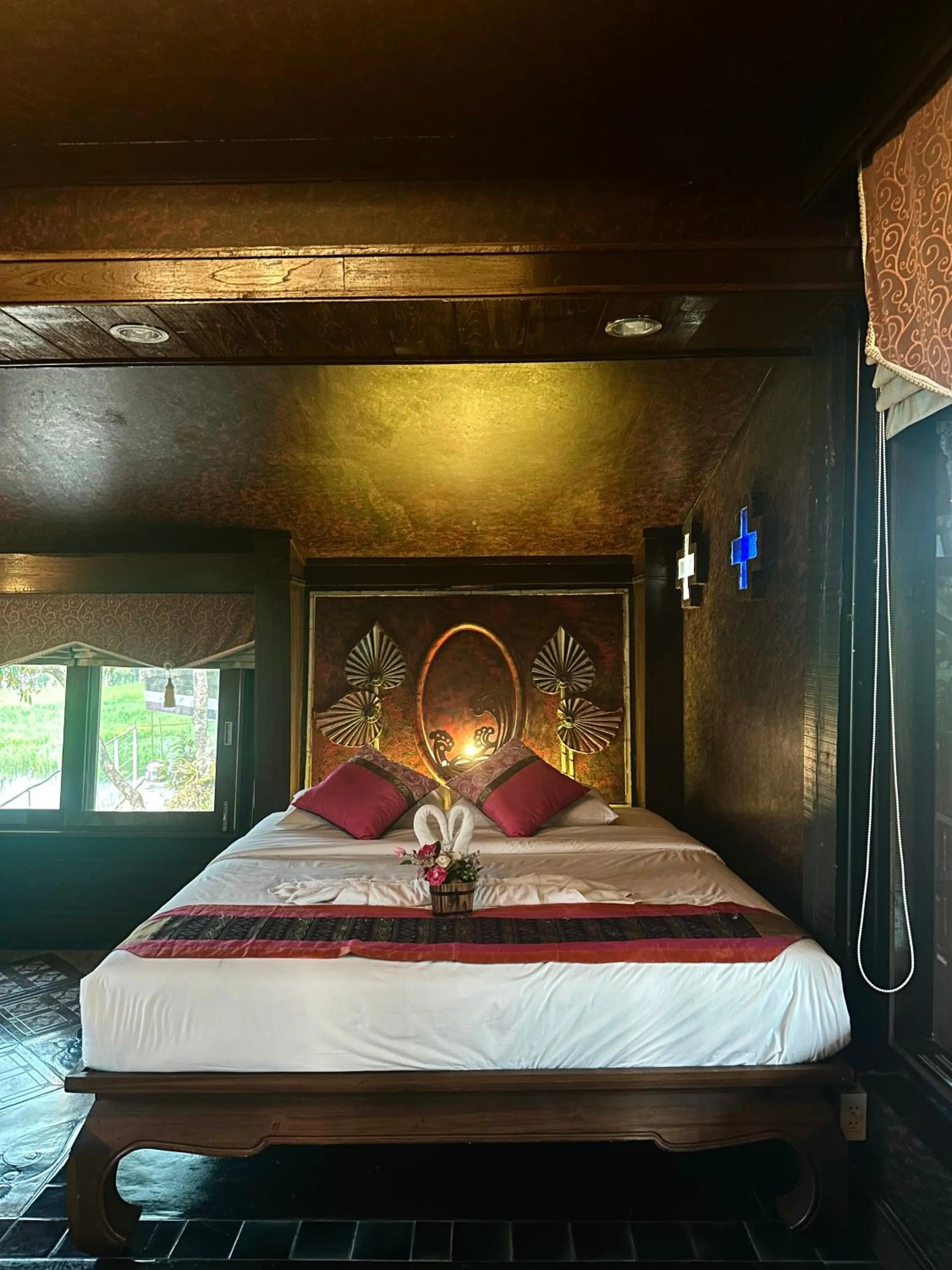 Bed in Bantunglom Resort