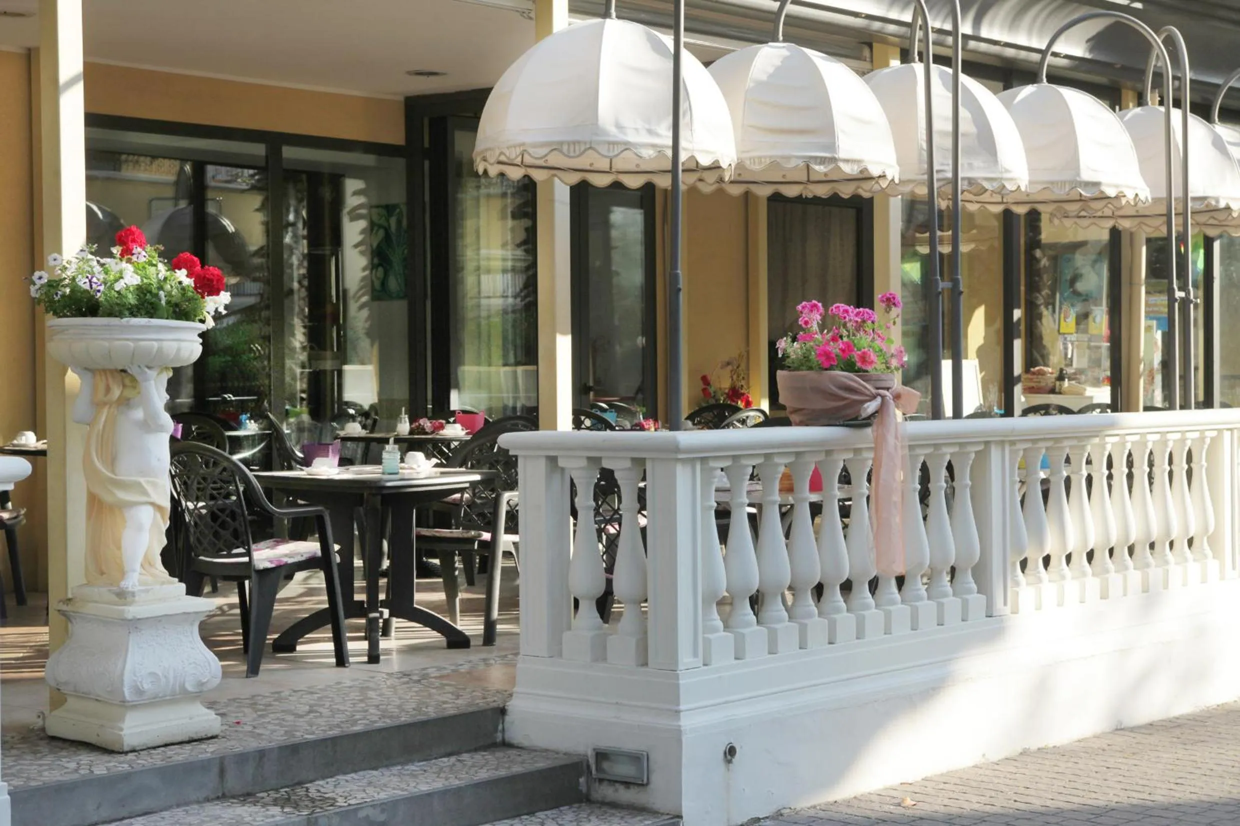 Patio in Hotel La Nidiola