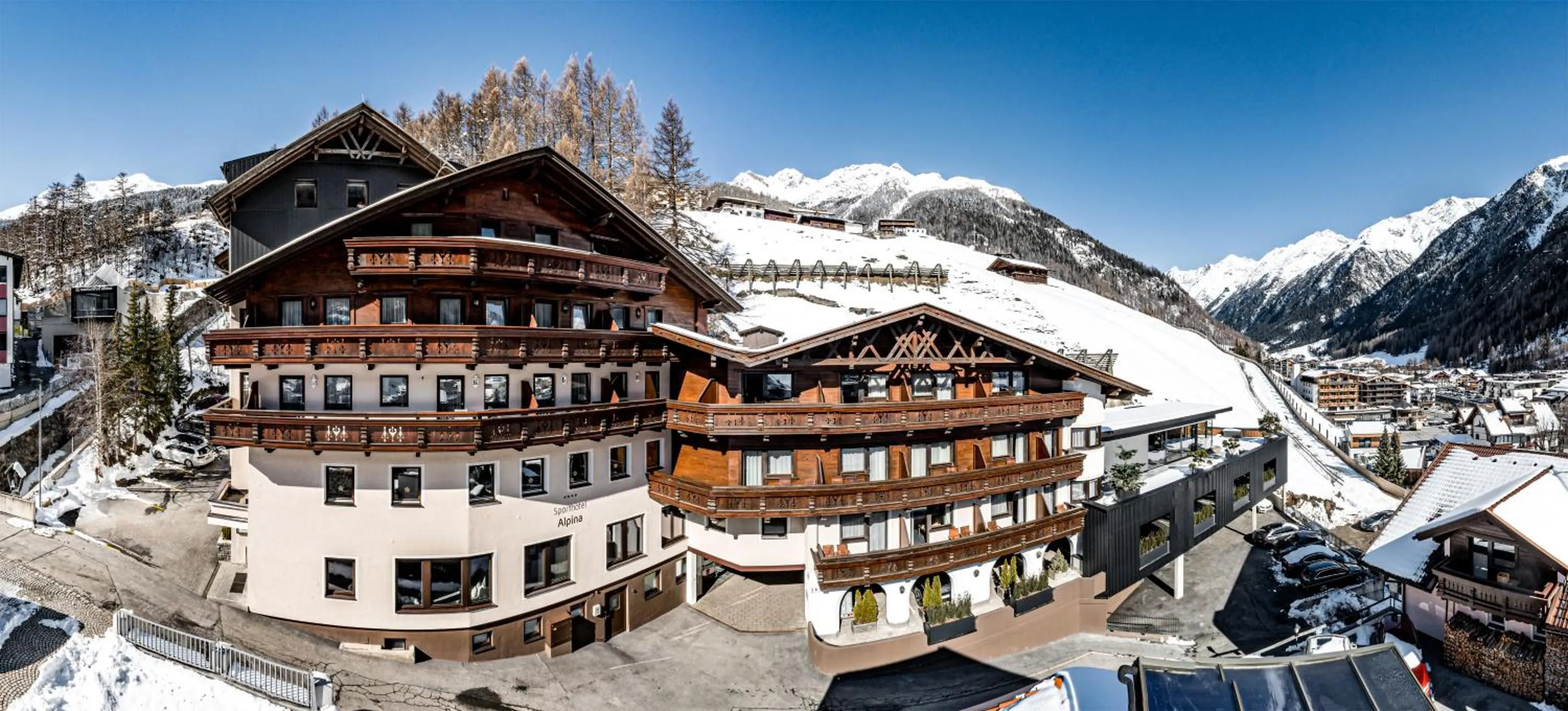 Property building in Hotel Alpina Sölden - Adults Only