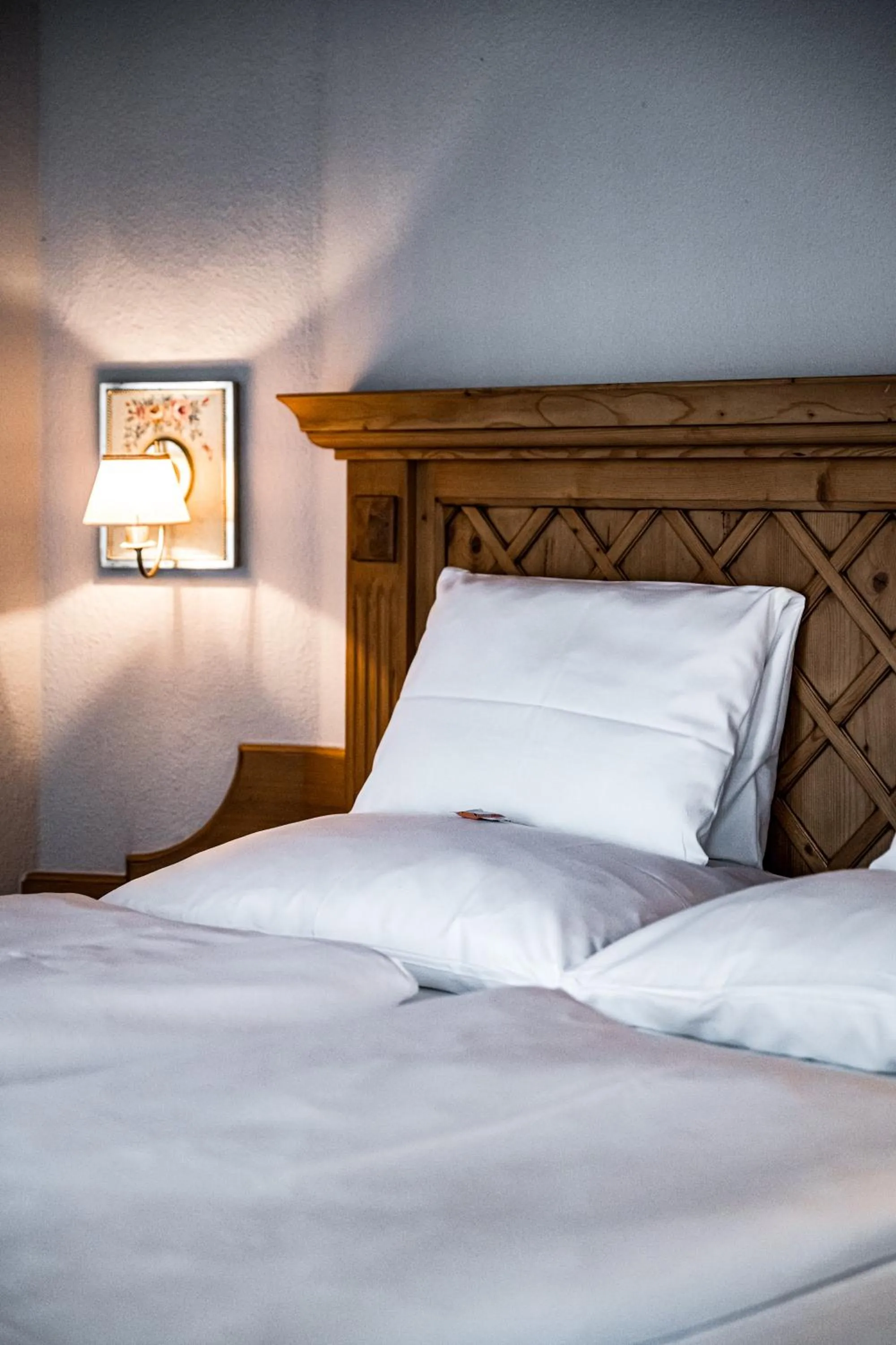 Bed in Hotel Alpina Sölden - Adults Only