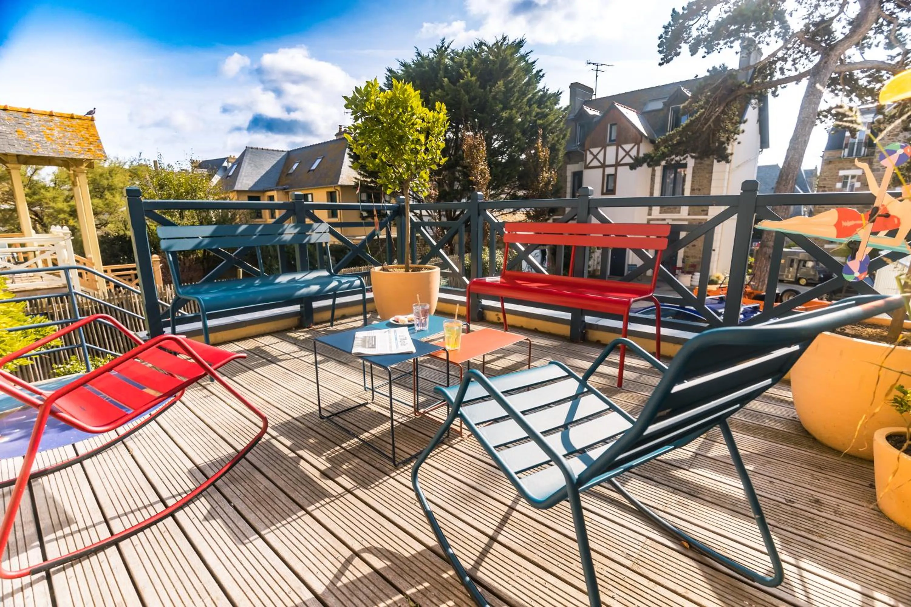 Balcony/Terrace in Hôtel Les Charmettes - Saint Malo