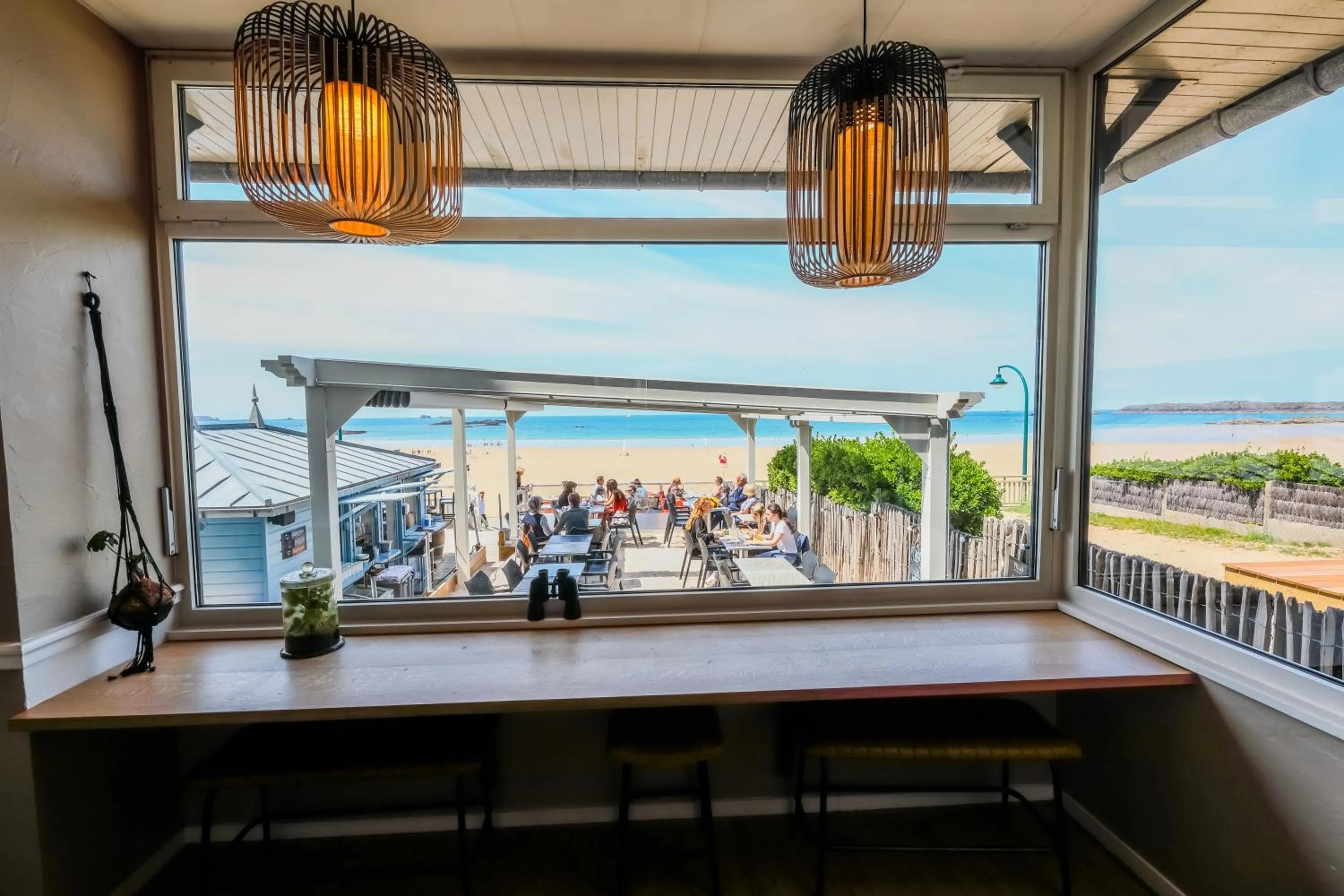 Restaurant/places to eat in Hôtel Les Charmettes - Saint Malo