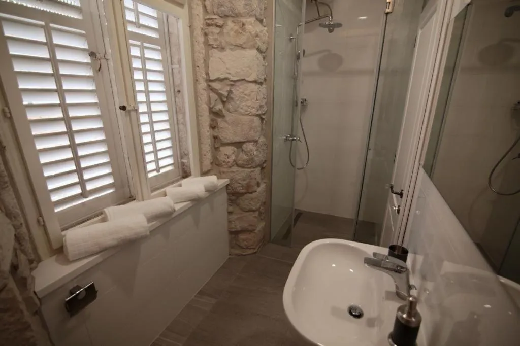 Bathroom in Apartments Cava Dubrovnik