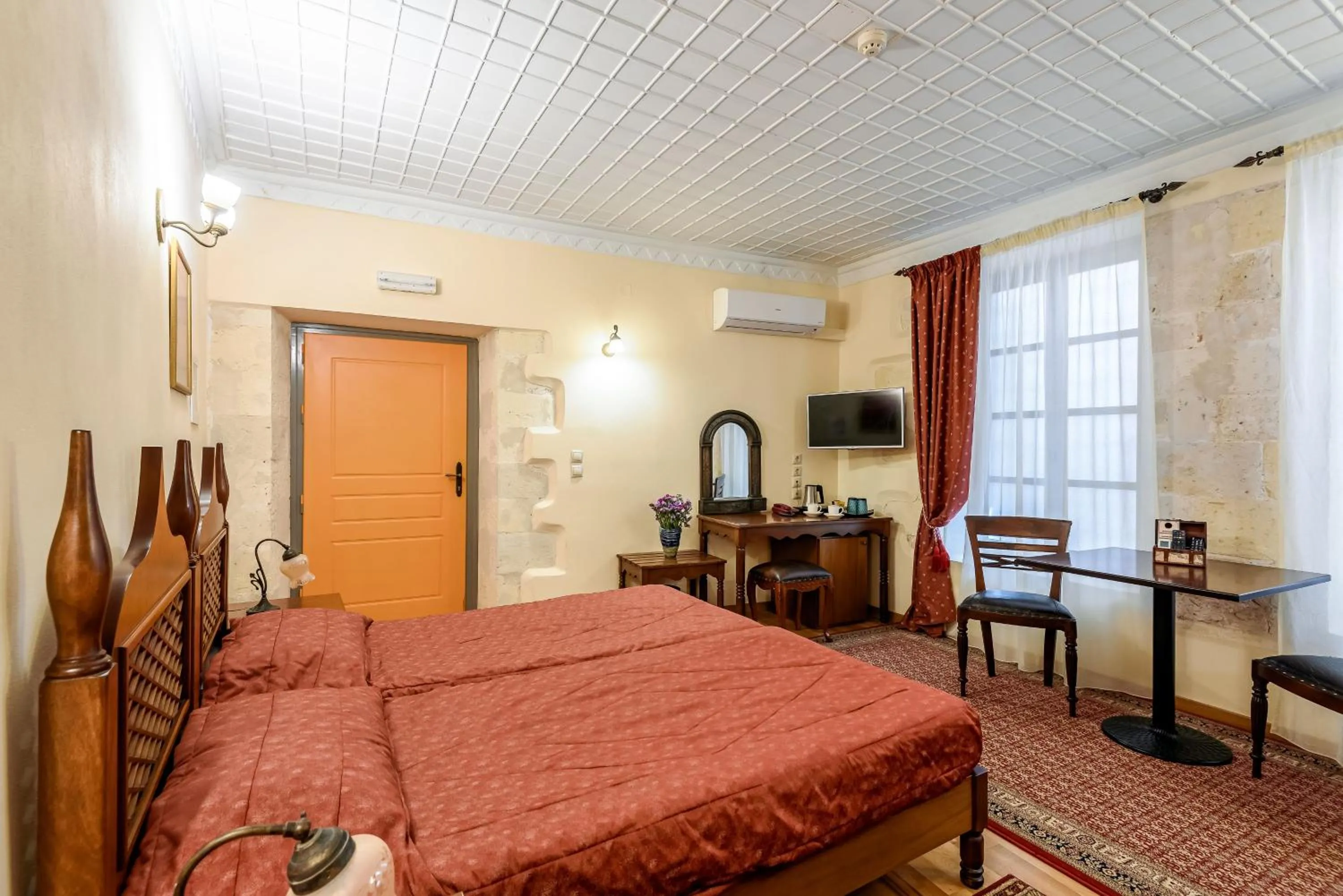 Bed in Belmondo Hotel