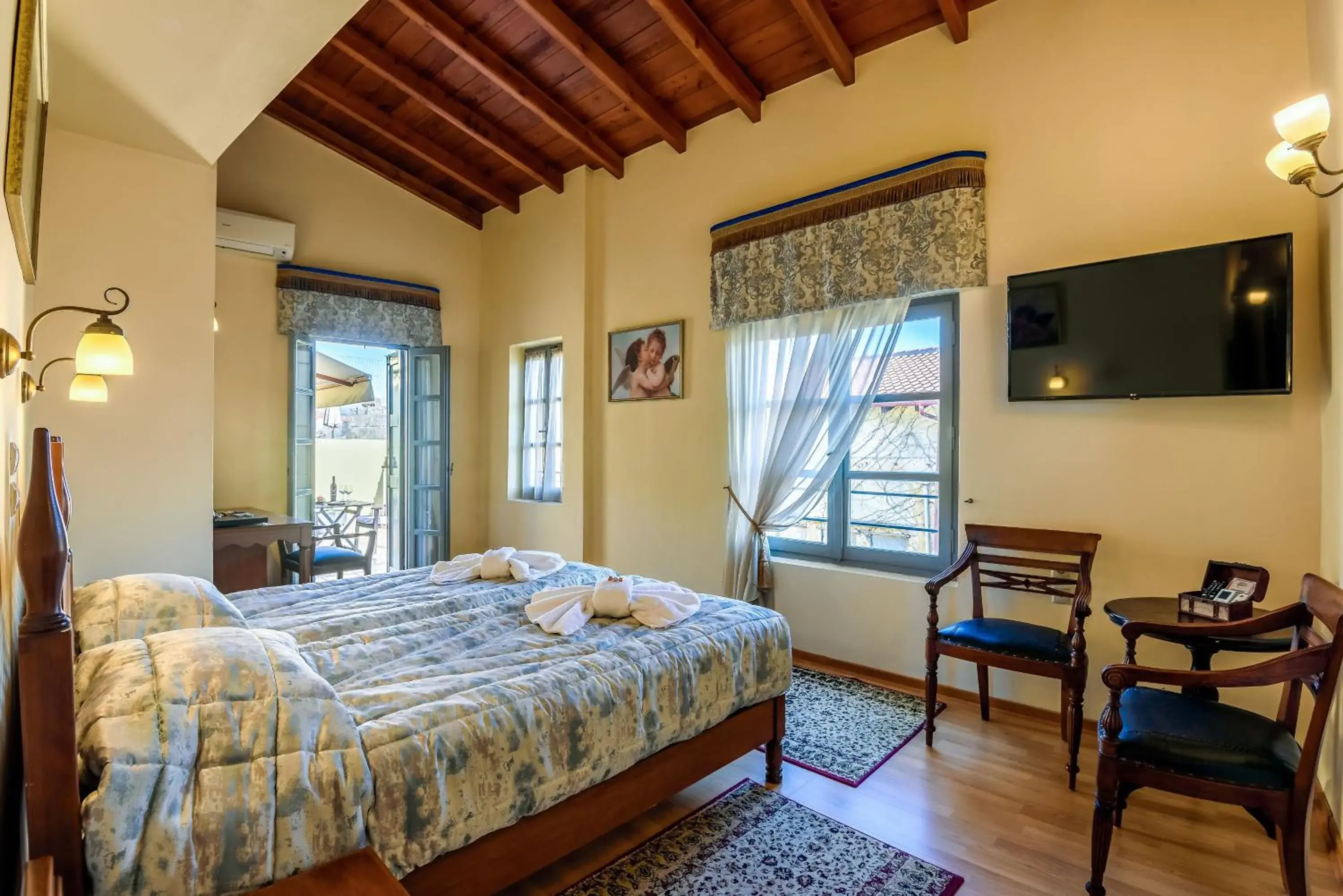 Classic Room with Balcony Old Town View in Belmondo Hotel Classic Room with Balcony Old Town View in Belmondo Hotel