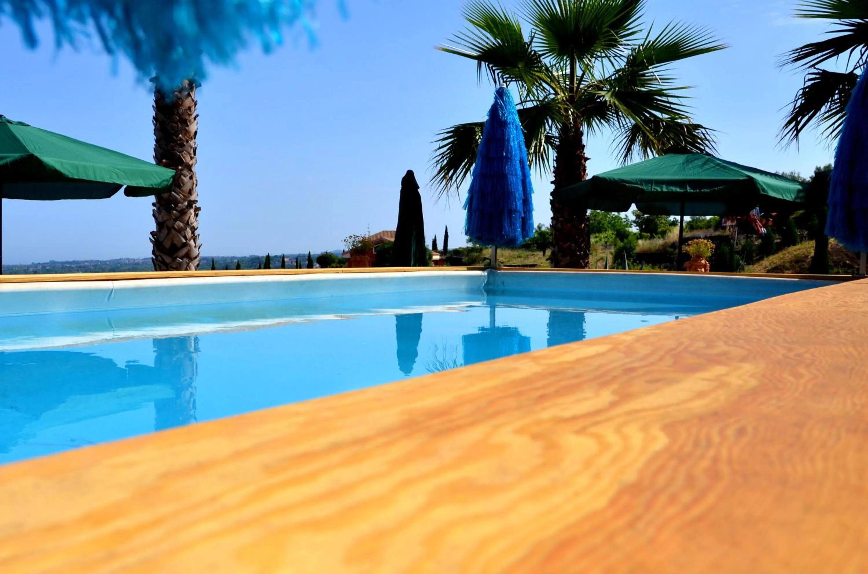 Swimming pool in La Casa del Melograno