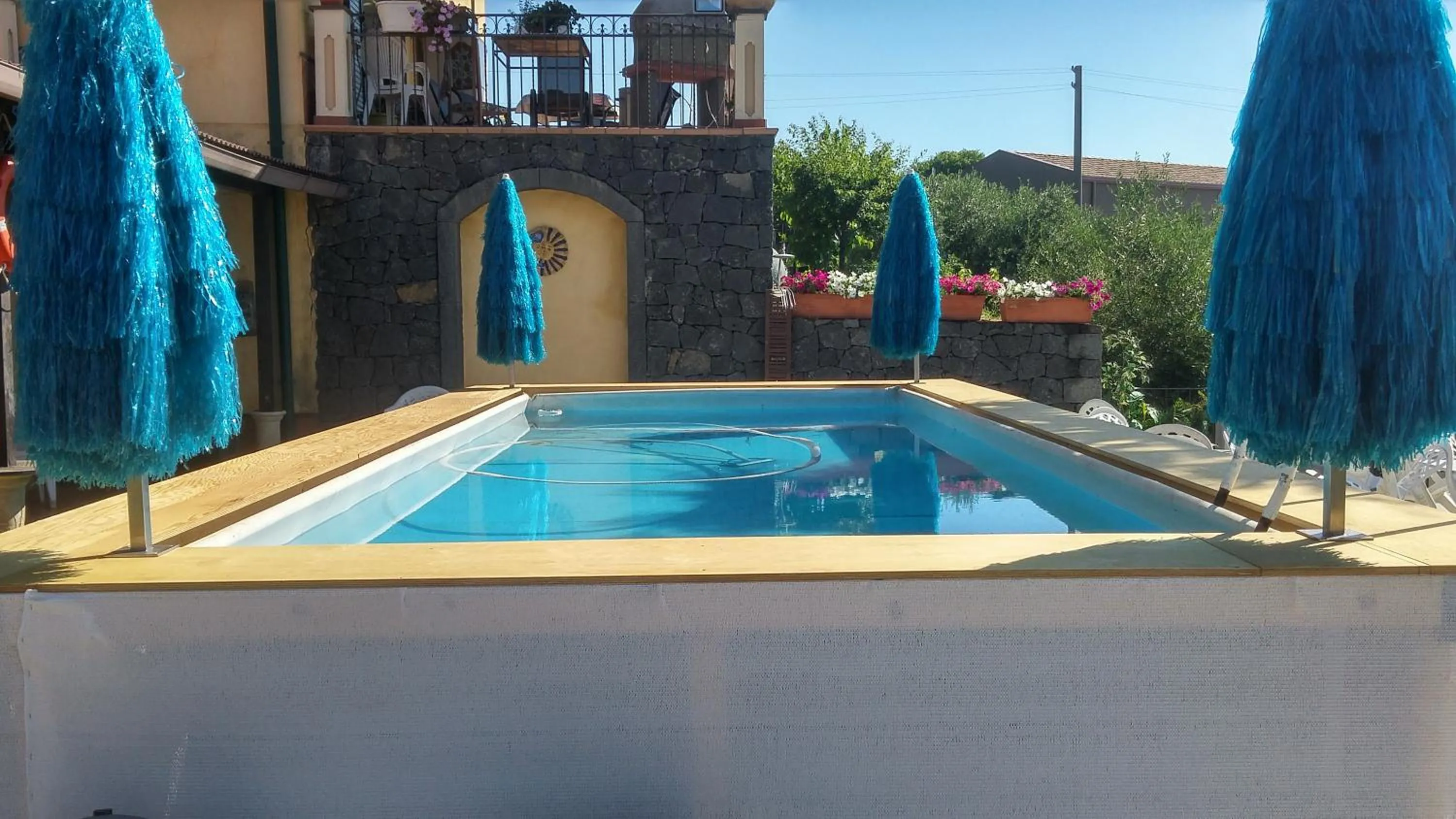 Pool view in La Casa del Melograno