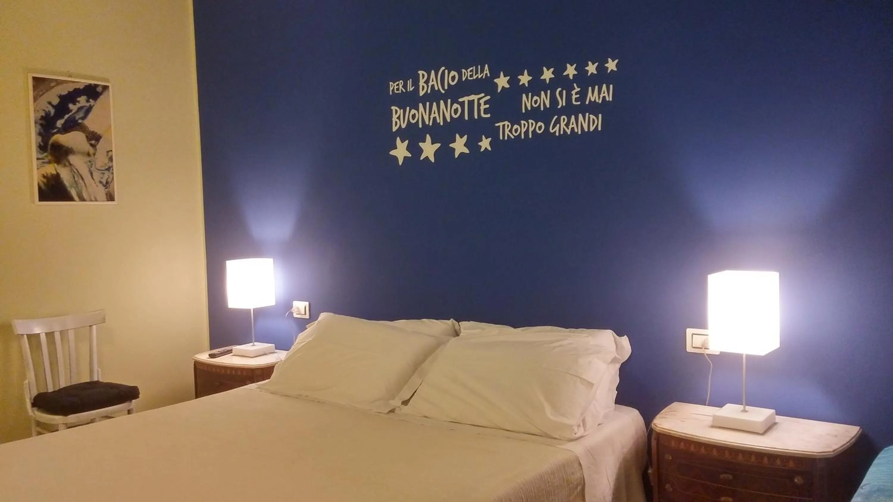 Photo of the whole room, Bed in La Casa del Melograno