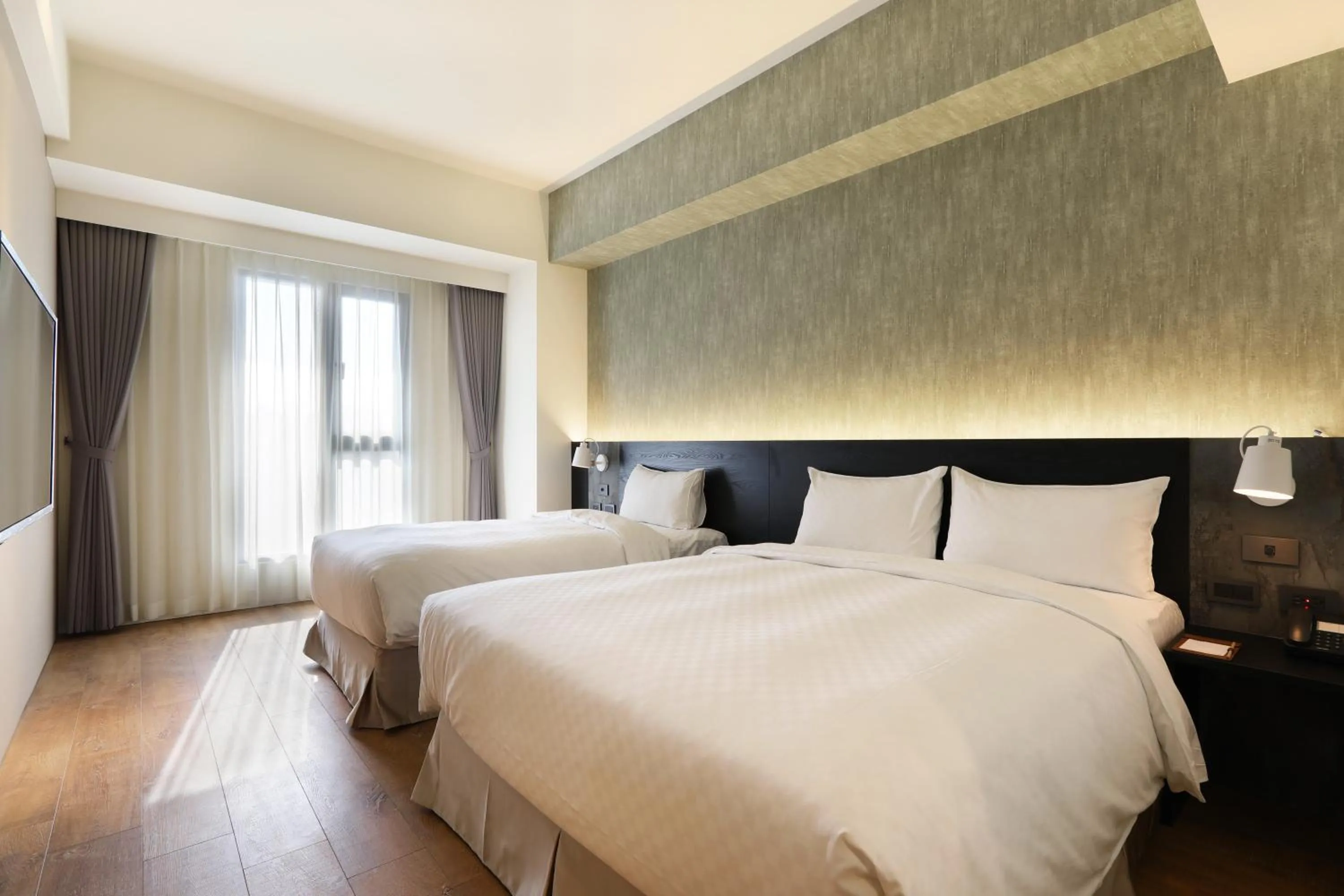 Other, Bed in Kun Tour