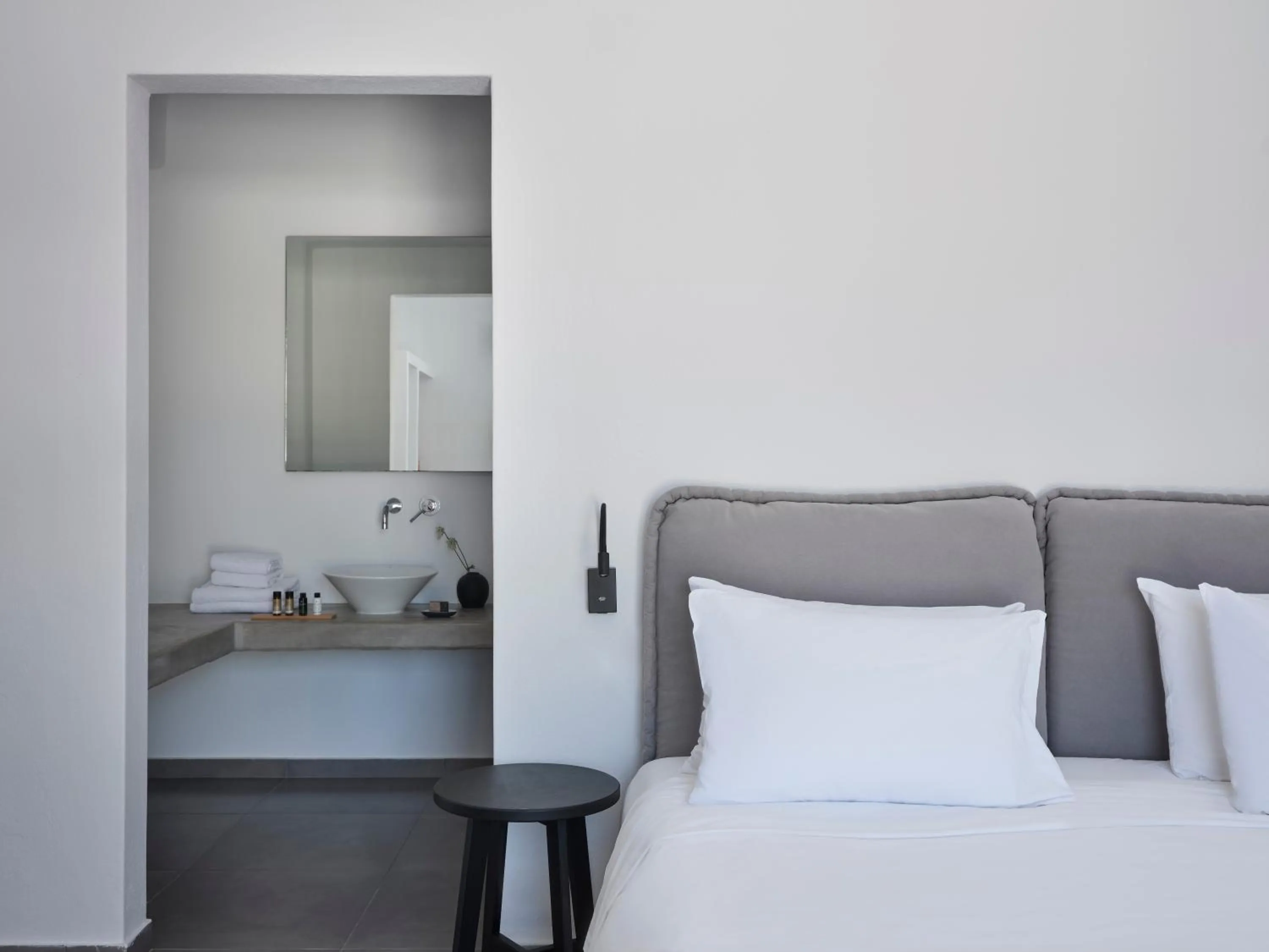 Bed in Pietra e Mare - Mykonos Moments