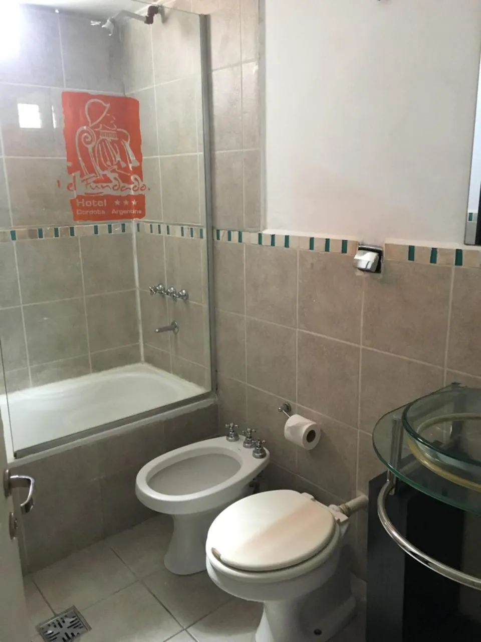 Shower in Del Fundador