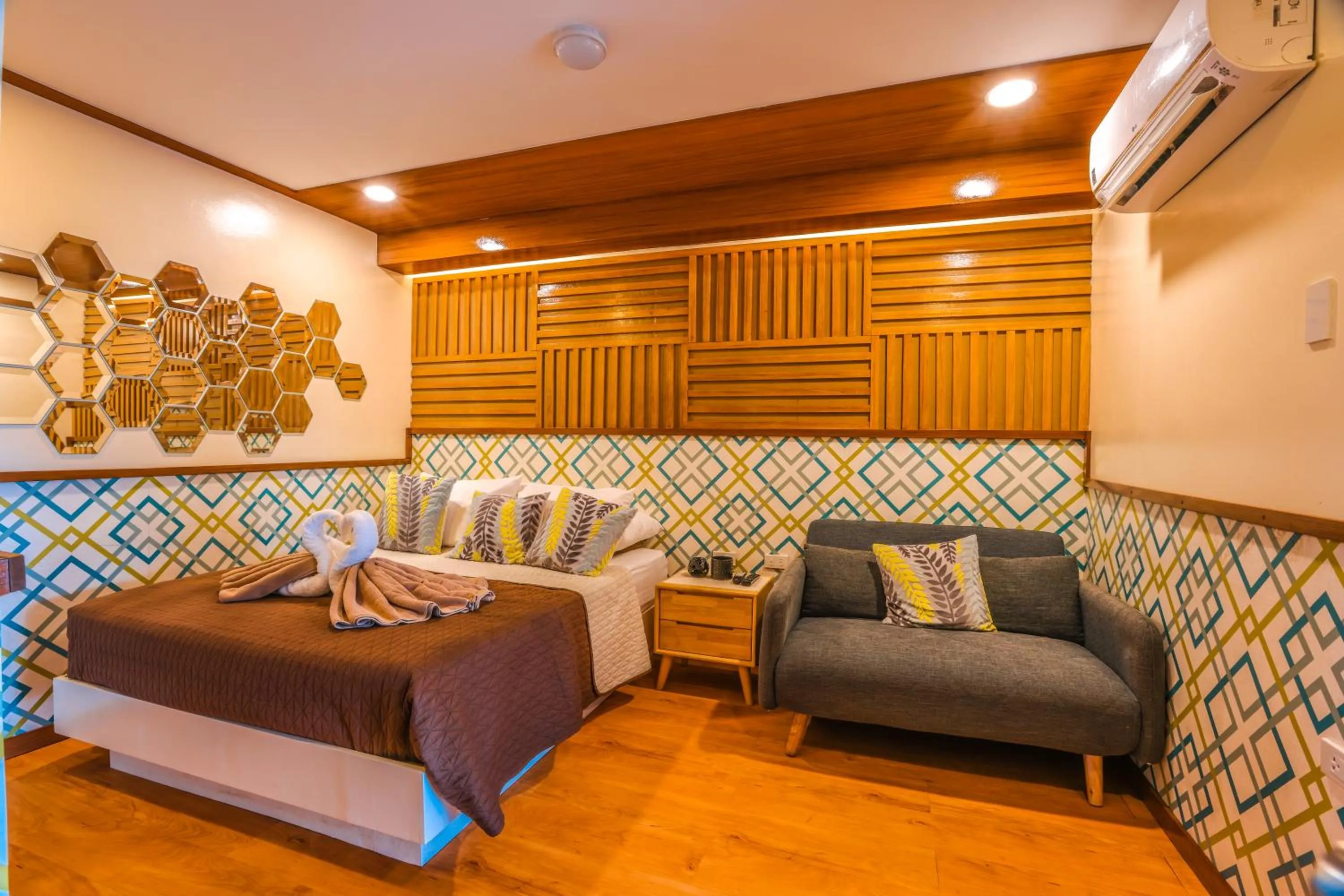 Bedroom in Noni's Resort