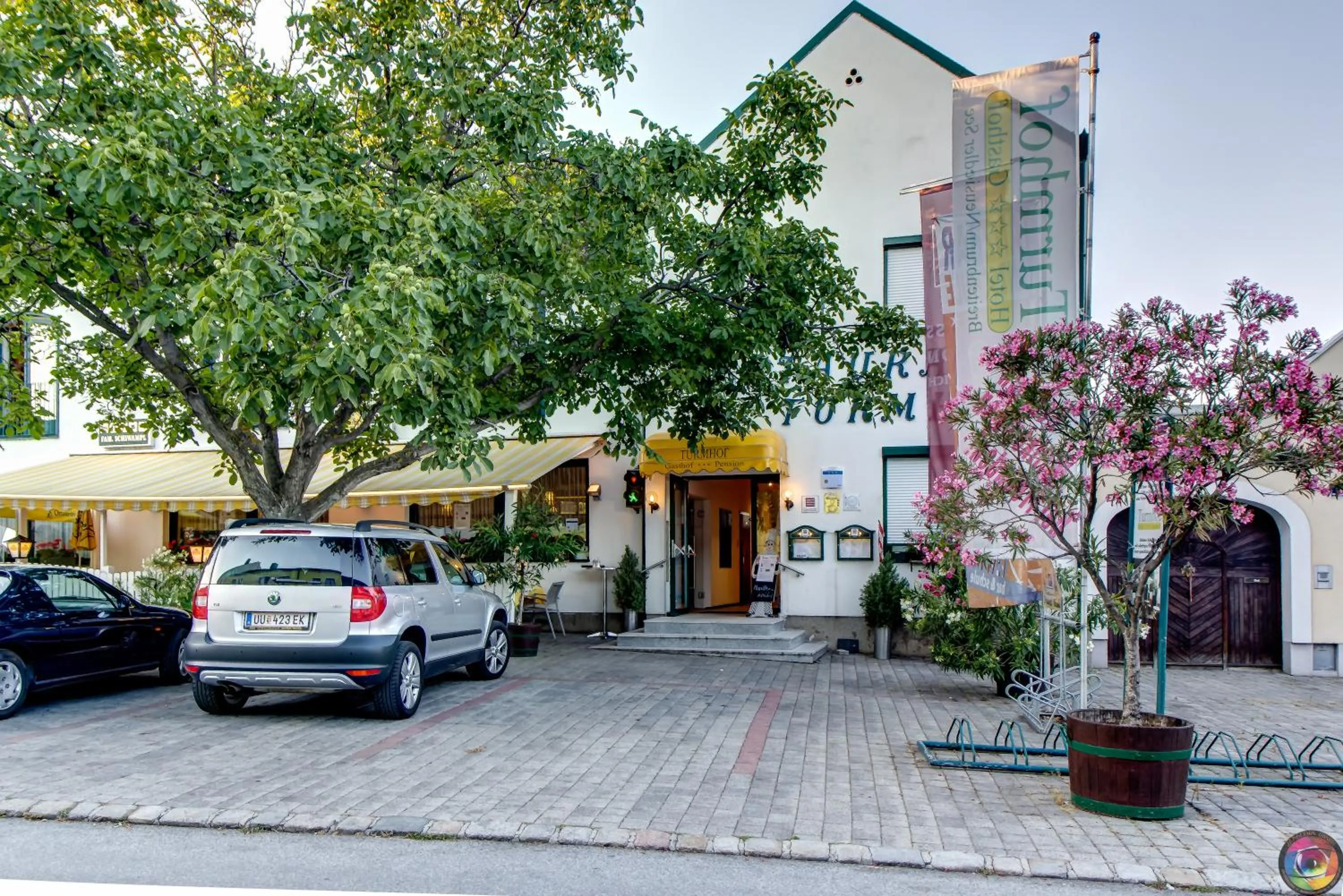 Facade/entrance in Turmhof Breitenbrunn