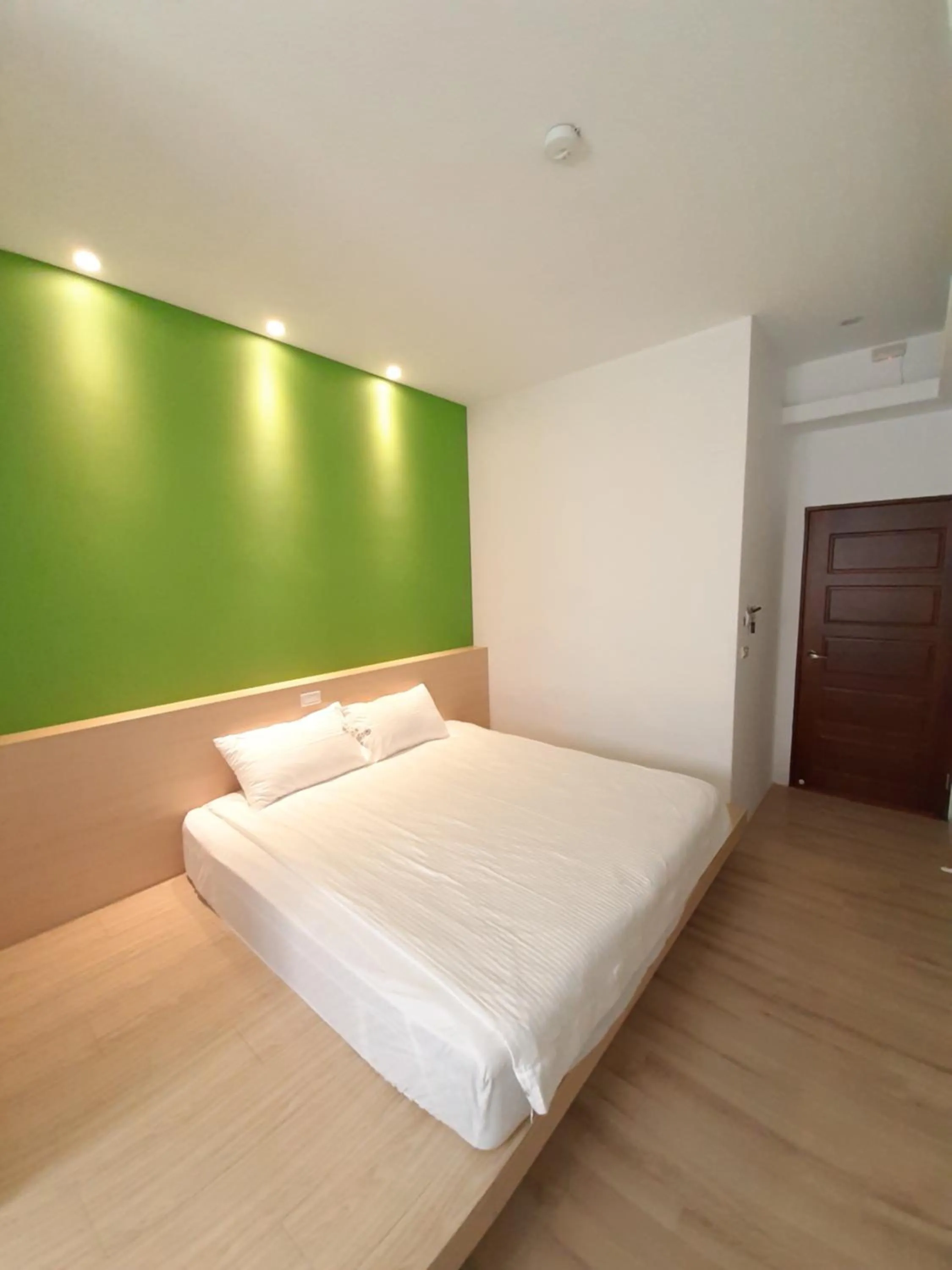 Bed in Love Travel Guest House