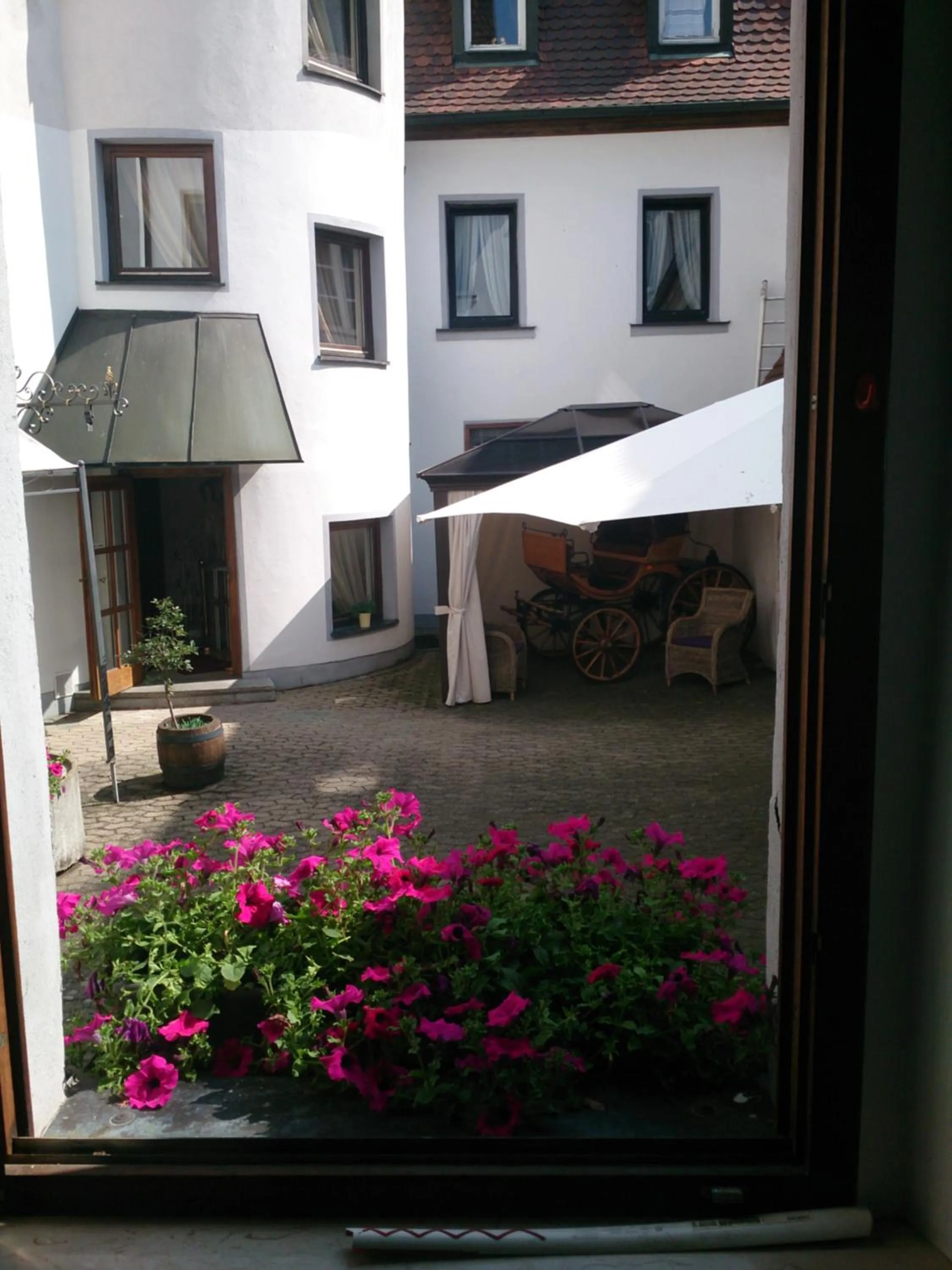 Property building in Der Platengarten