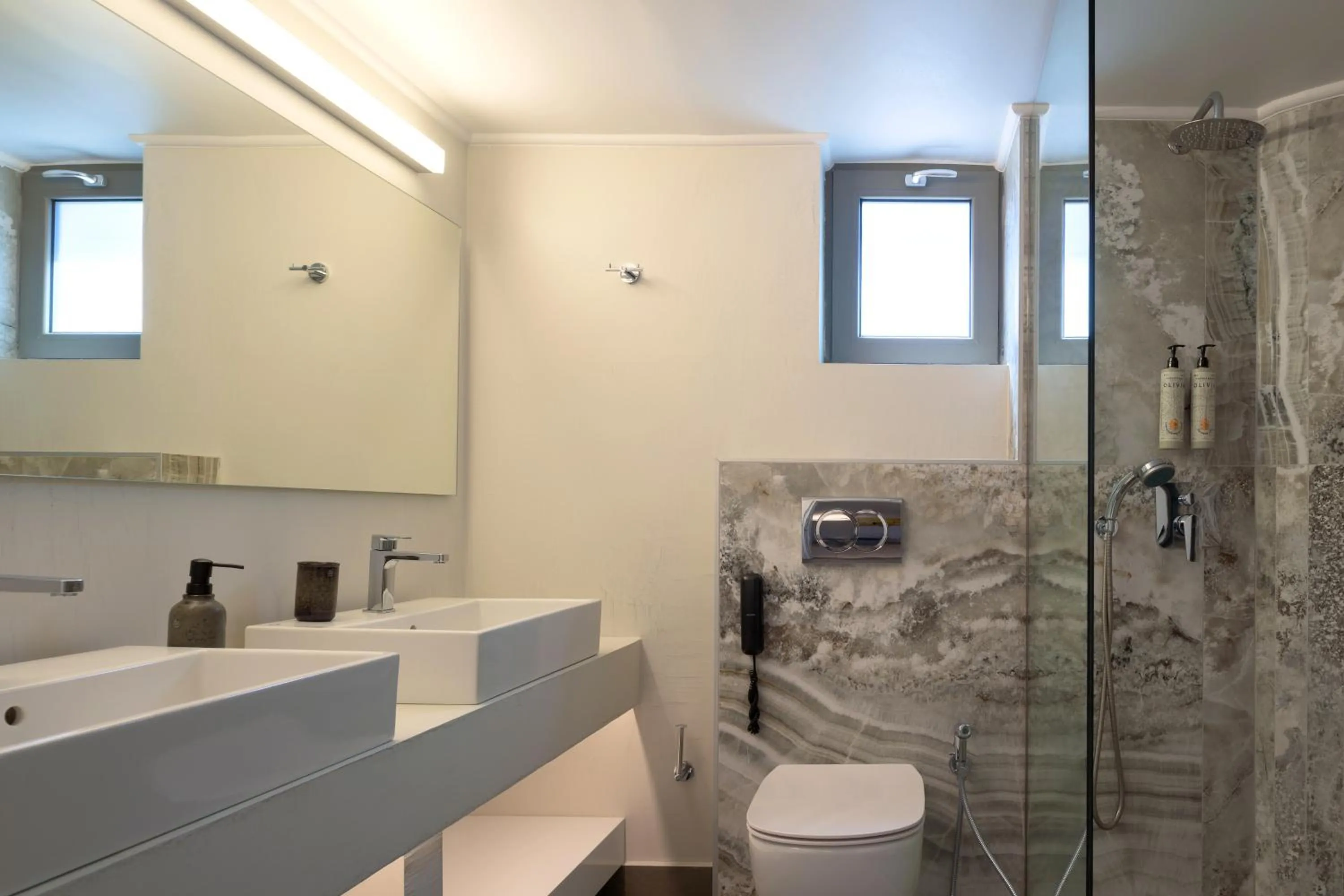 Shower in High Beach Resort