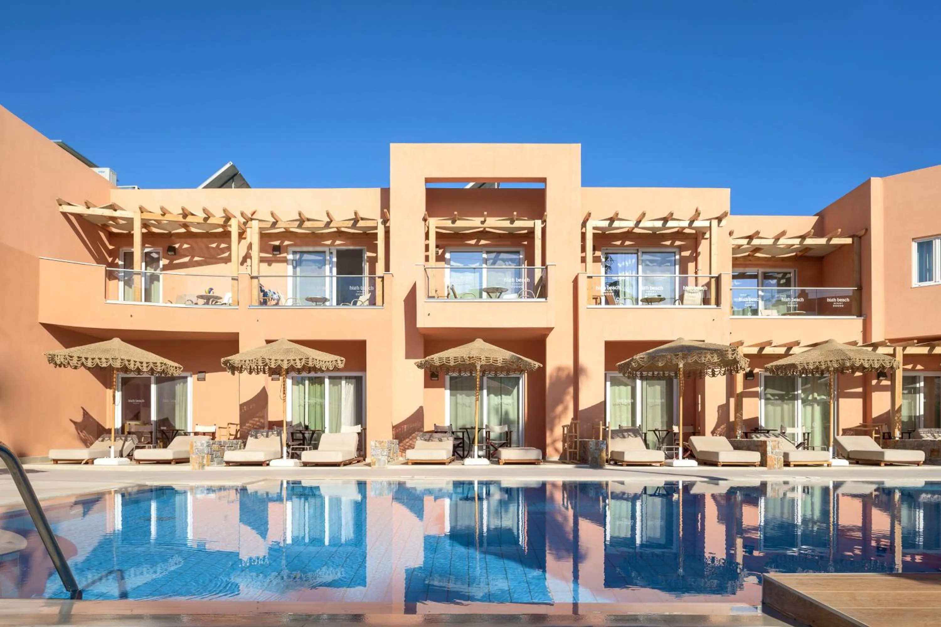 Swimming pool in High Beach Resort