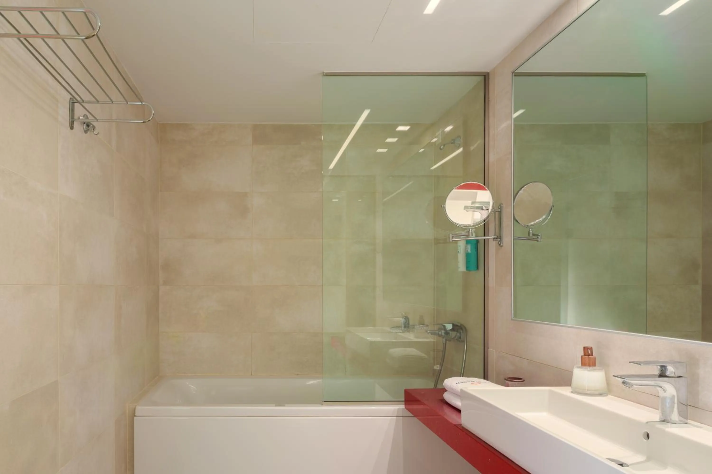 Bathroom in High Beach Resort