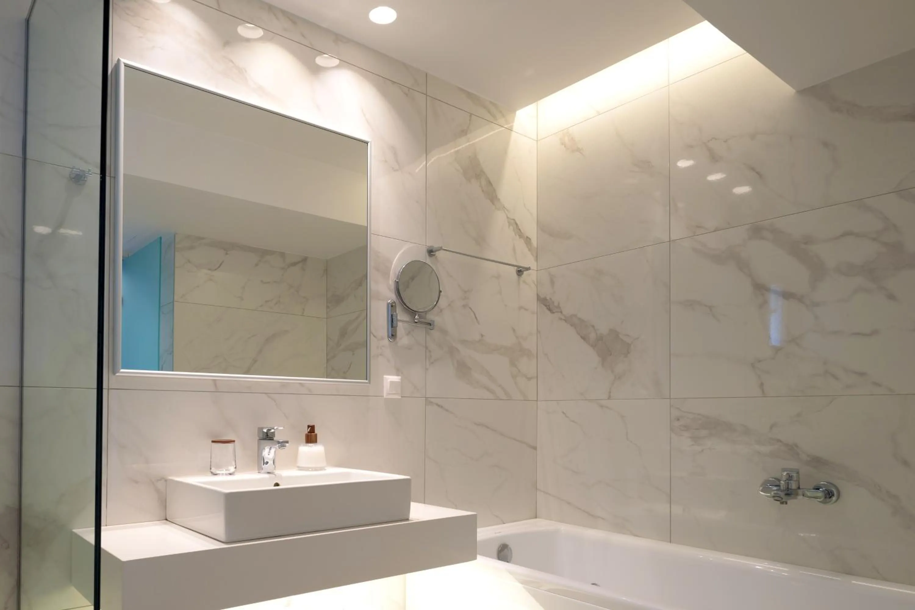 Bathroom in High Beach Resort