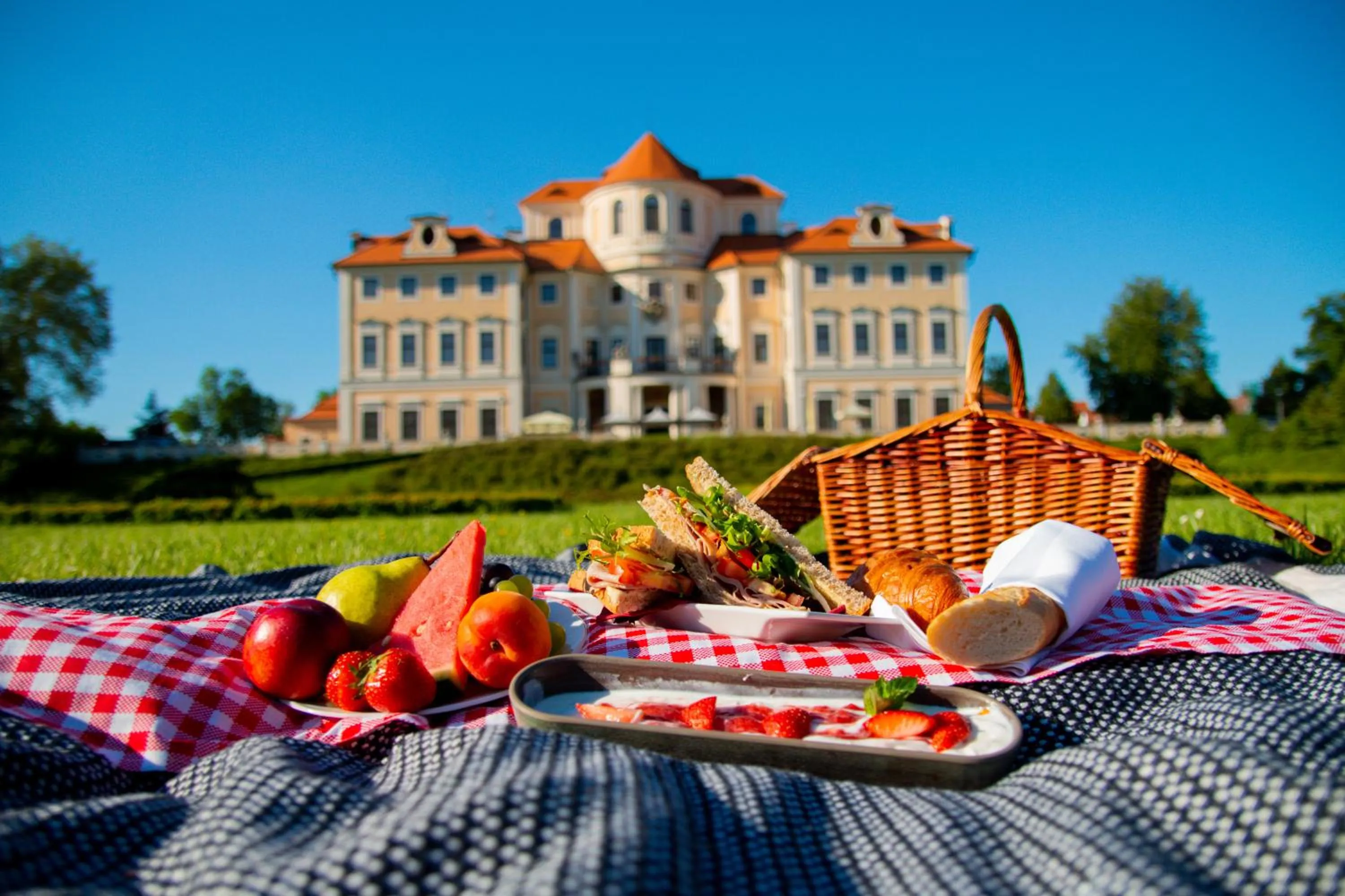Garden in Château Liblice