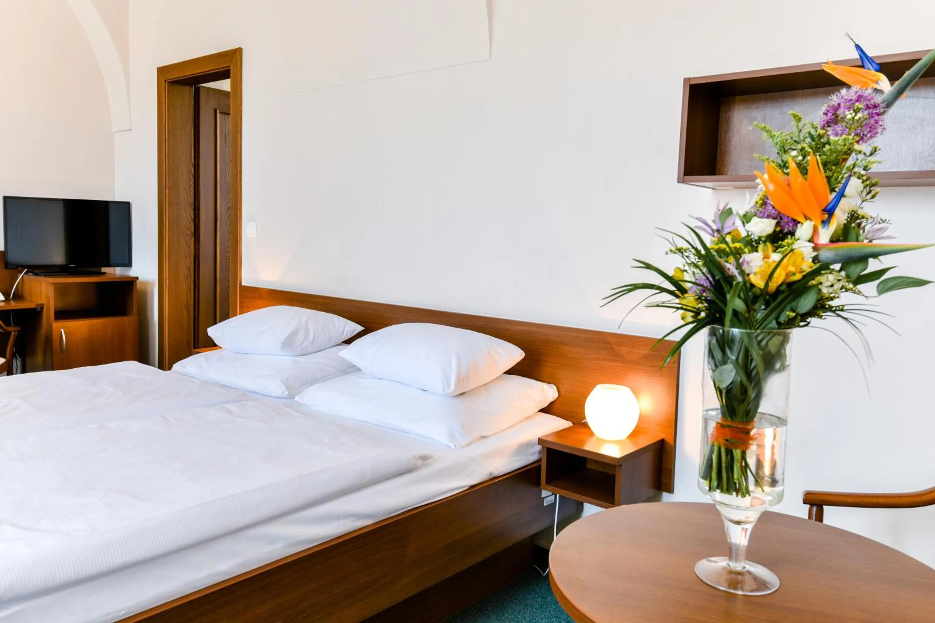 Bedroom, Bed in Château Liblice