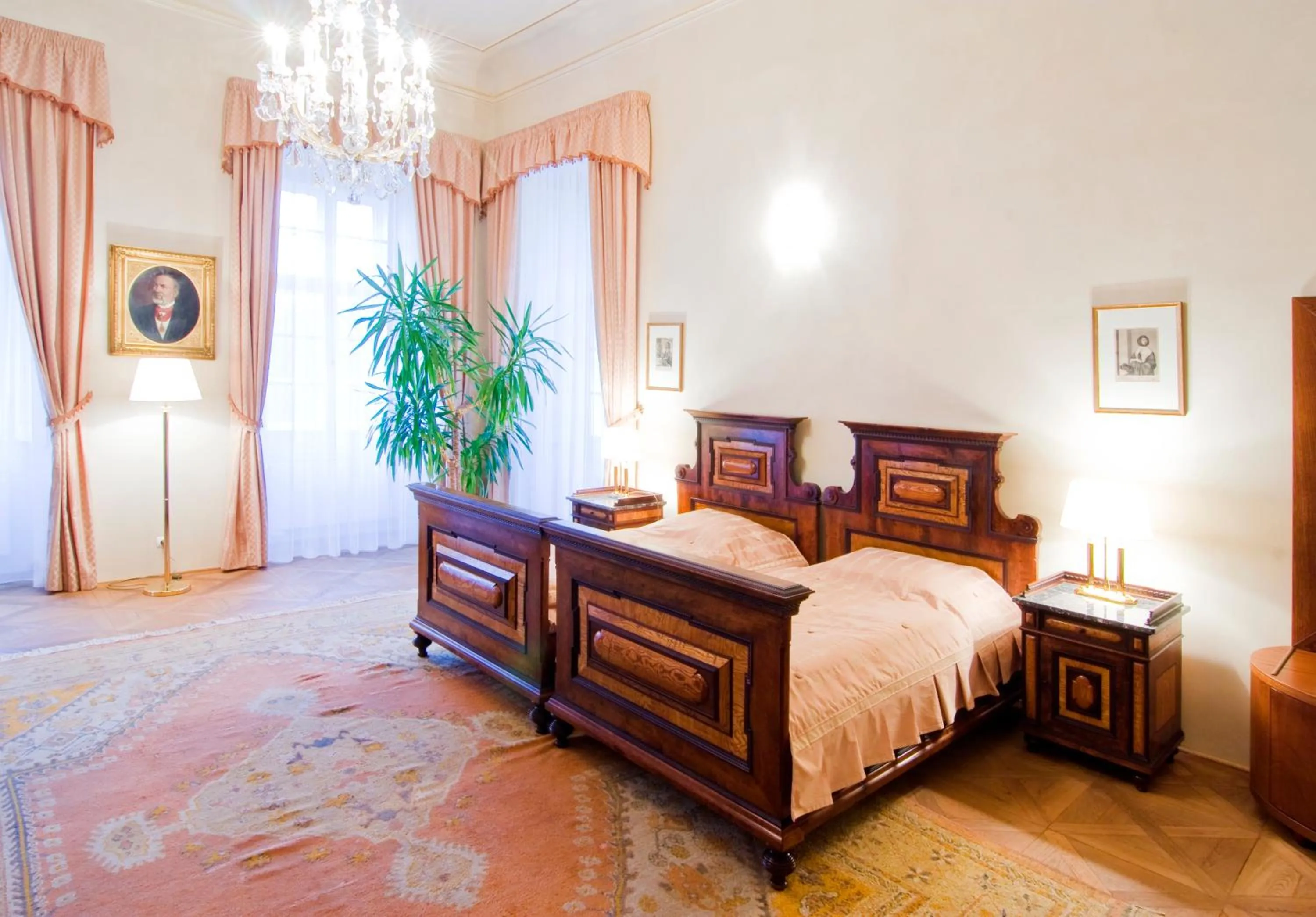 Bedroom, Bed in Château Liblice