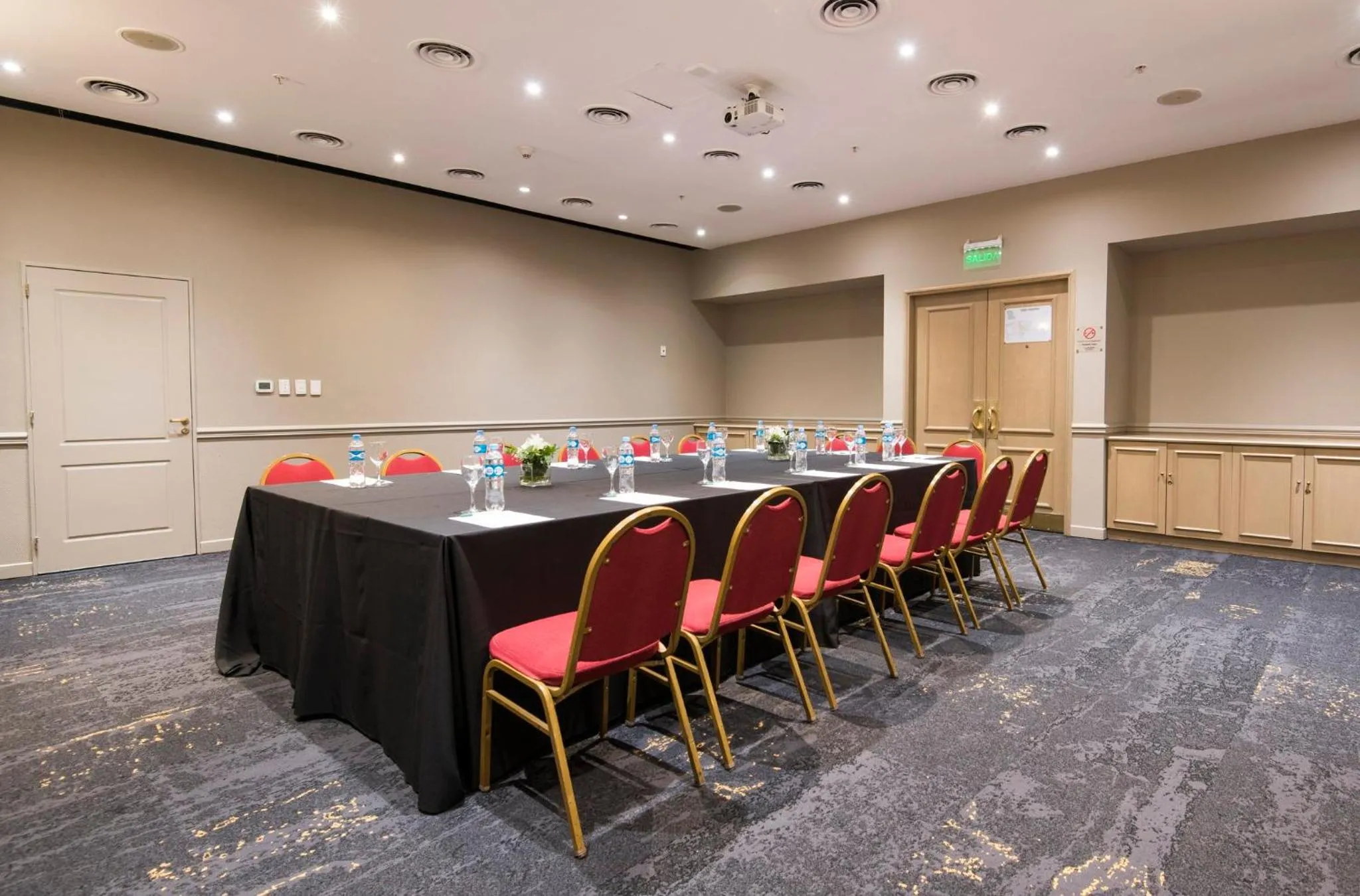 Meeting/conference room in Holiday Inn Cordoba by IHG