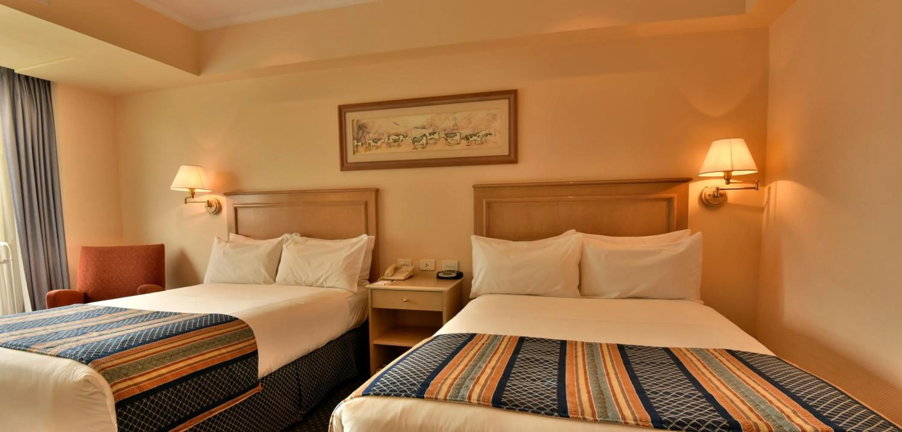 Photo of the whole room, Bed in Holiday Inn Cordoba by IHG