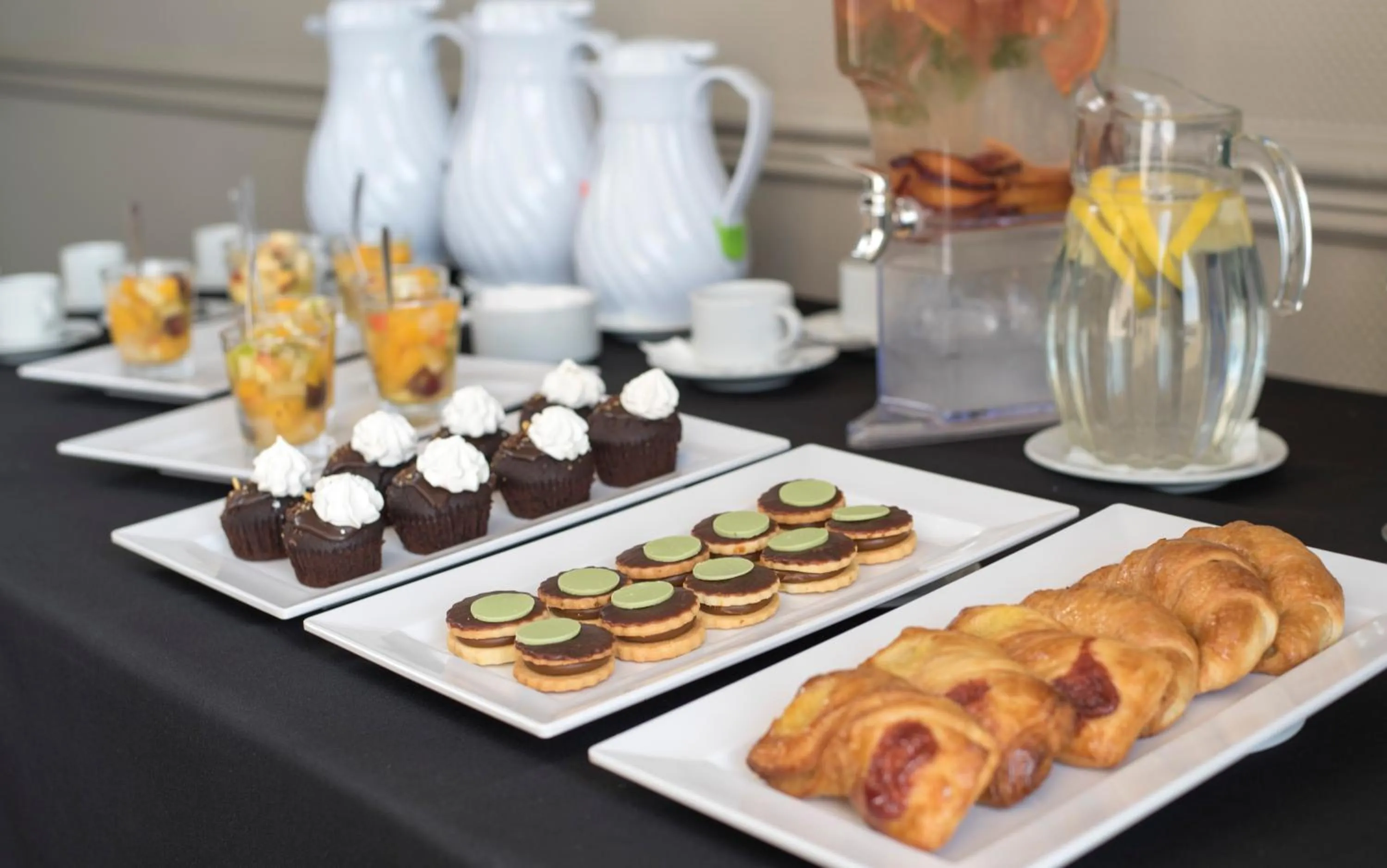 Meeting/conference room in Holiday Inn Cordoba by IHG