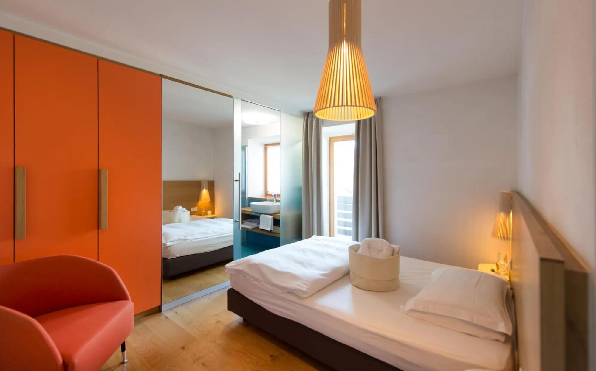 Bed in Azalea Park Hotel