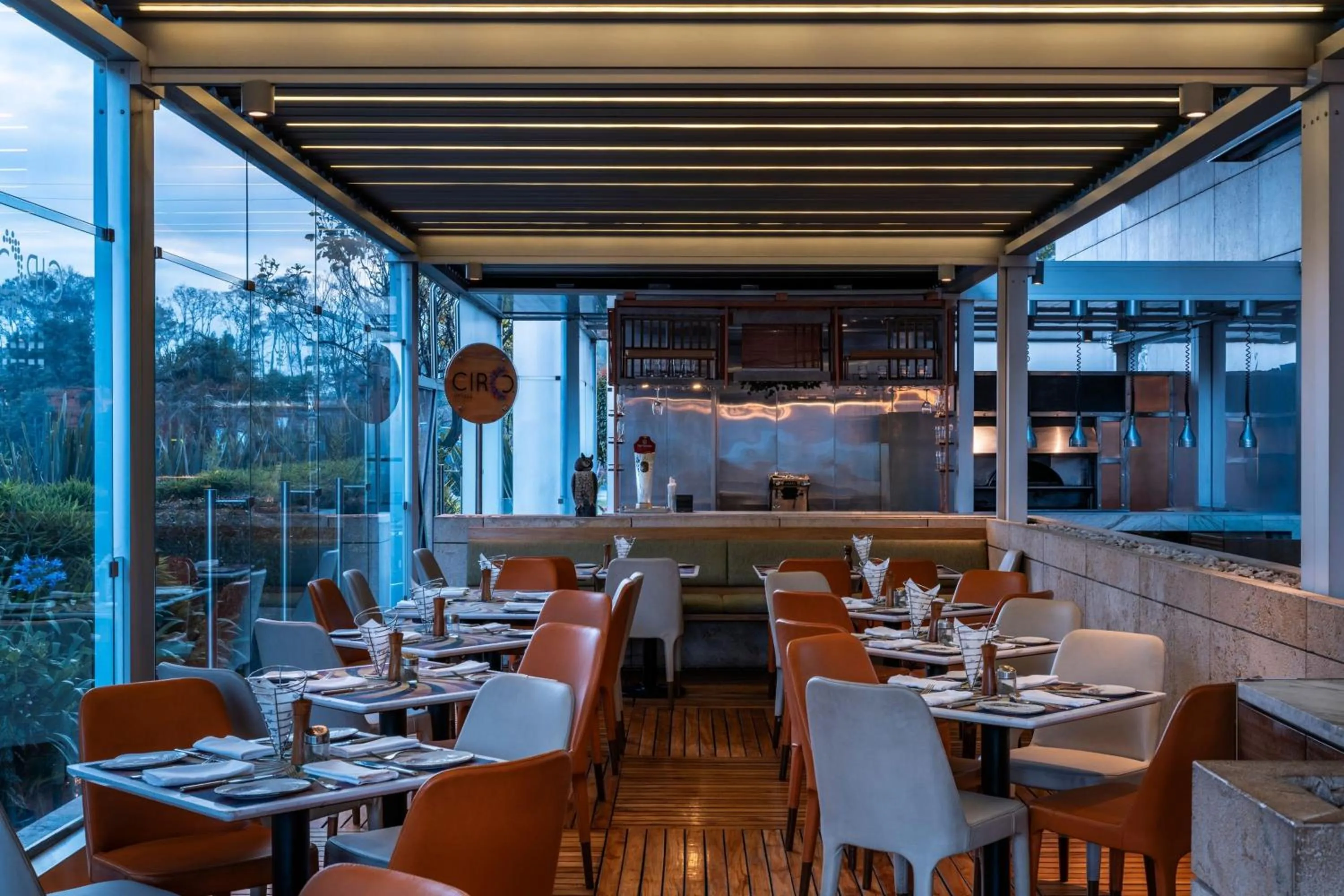 Restaurant/places to eat in Bogotá Marriott Hotel