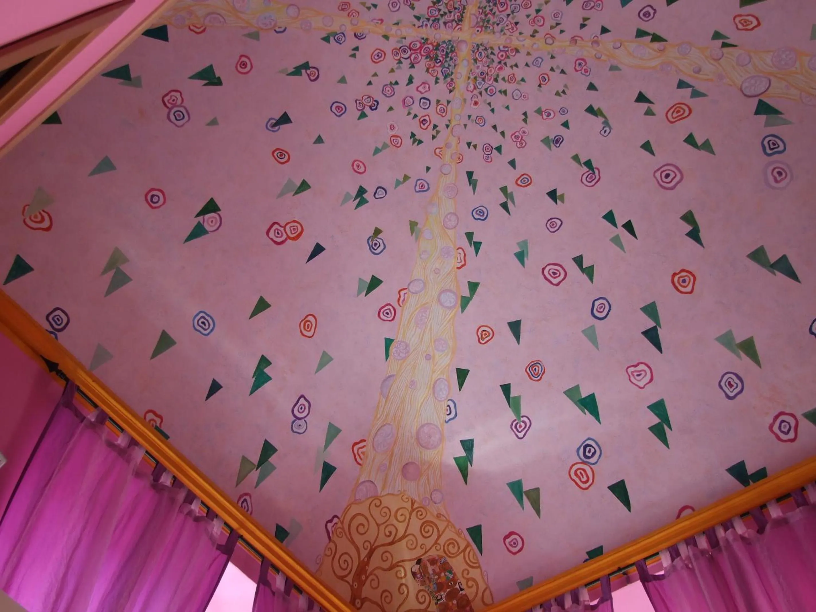 Bedroom in Ghiro Ghiotto