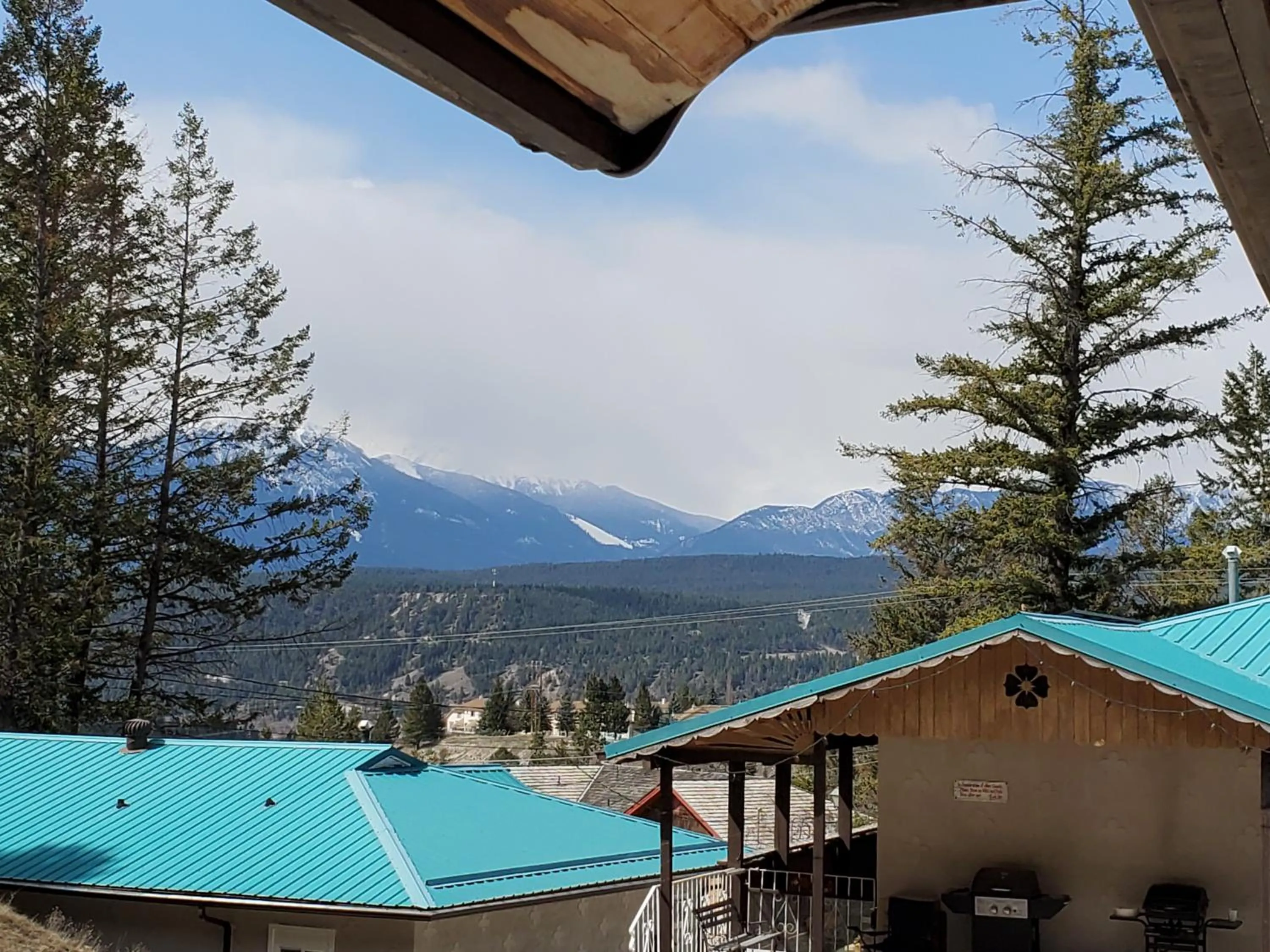 Mountain view in Celadon Lodge