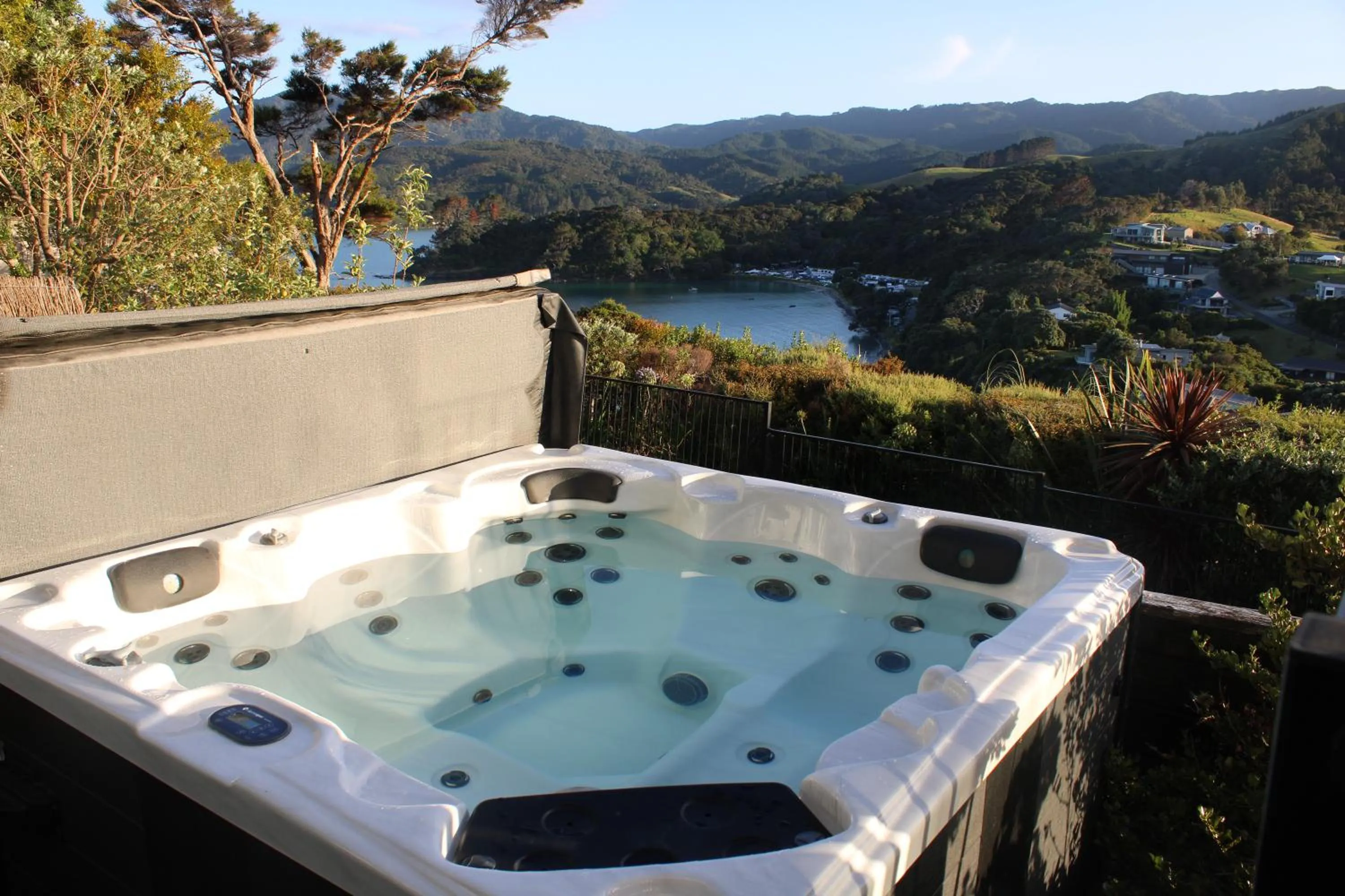 Hot Tub in Coromandel Seaview Motel
