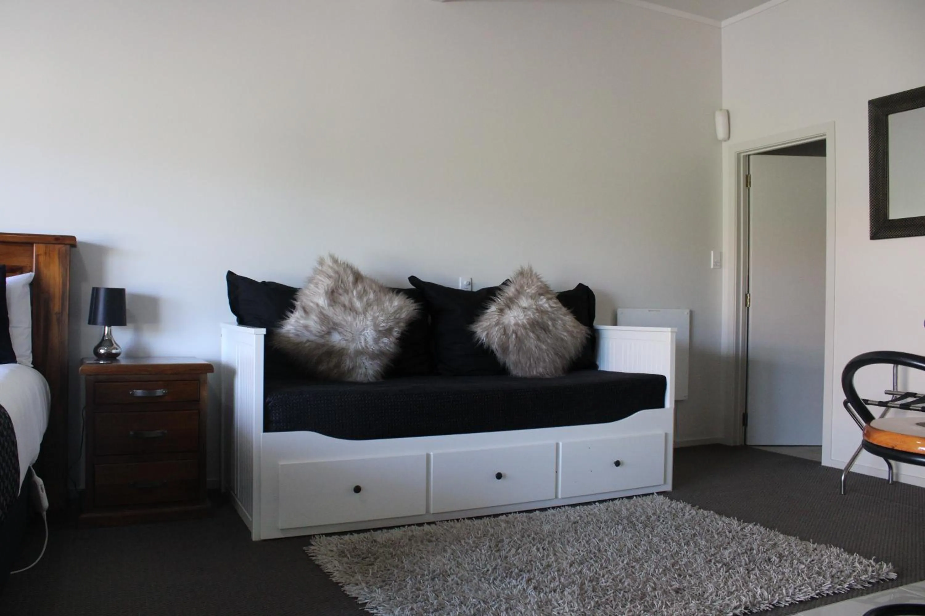 Bed in Coromandel Seaview Motel