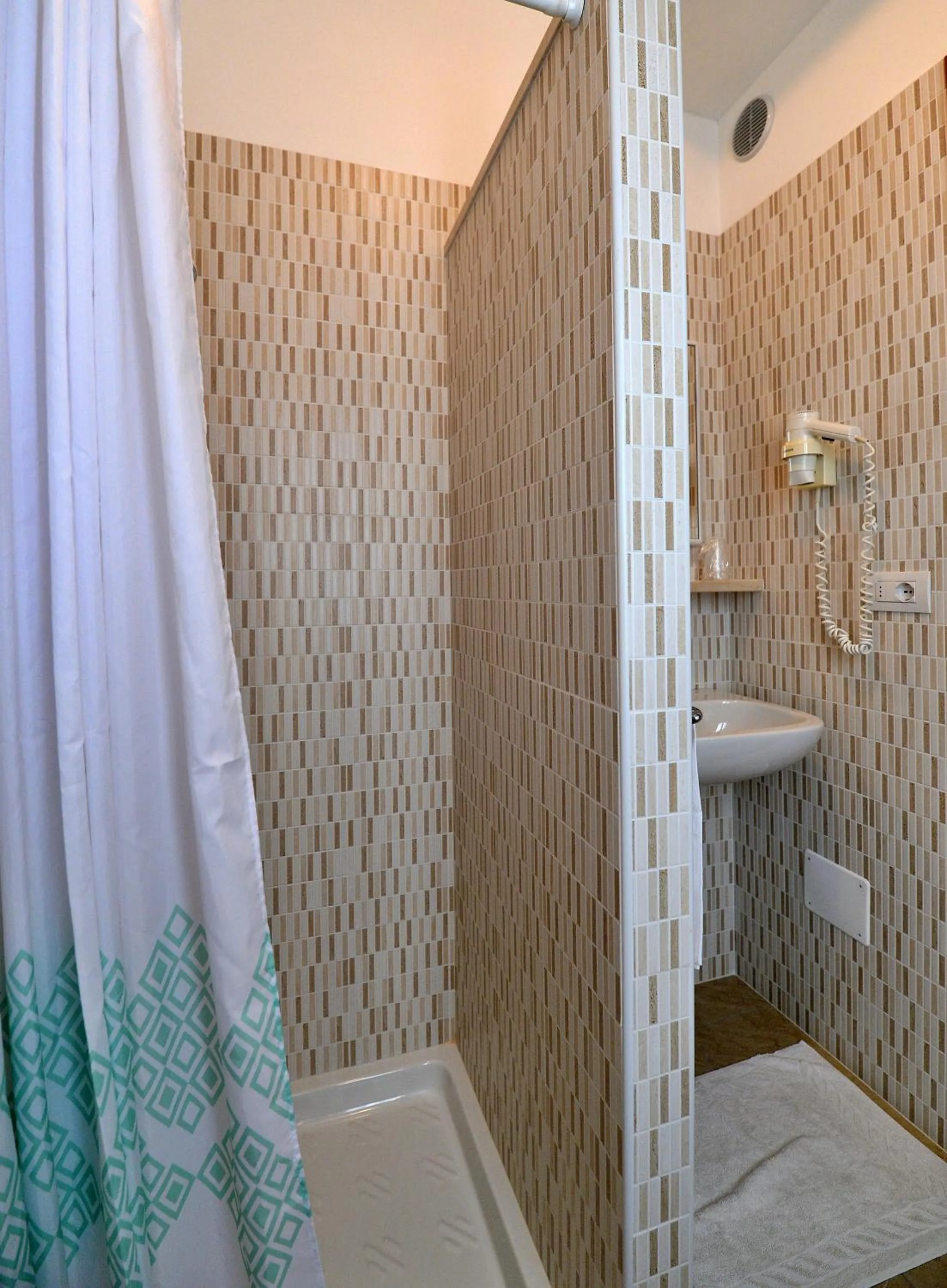 Bathroom in Hotel Fiordaliso