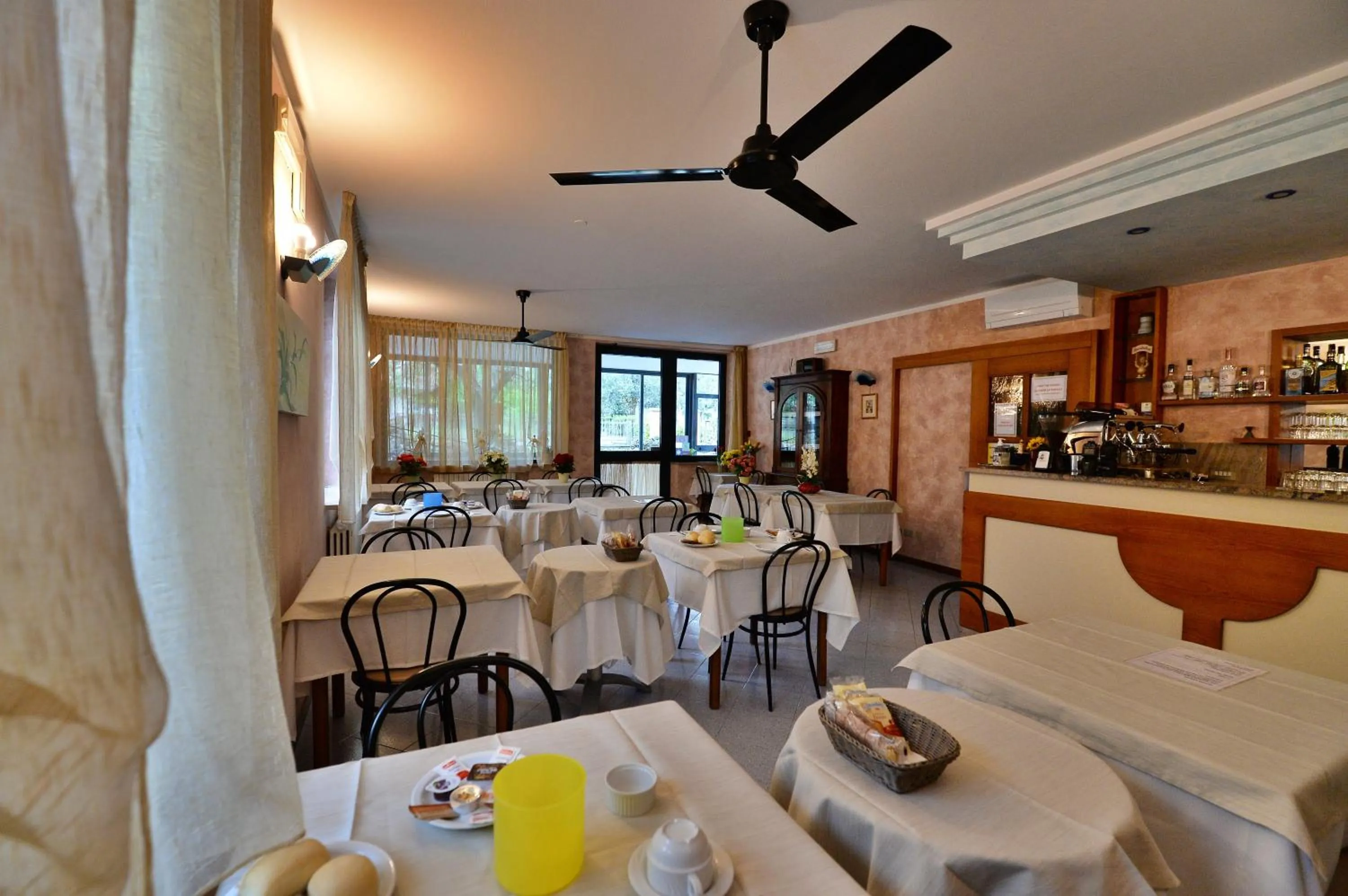 Food and drinks in Hotel Fiordaliso