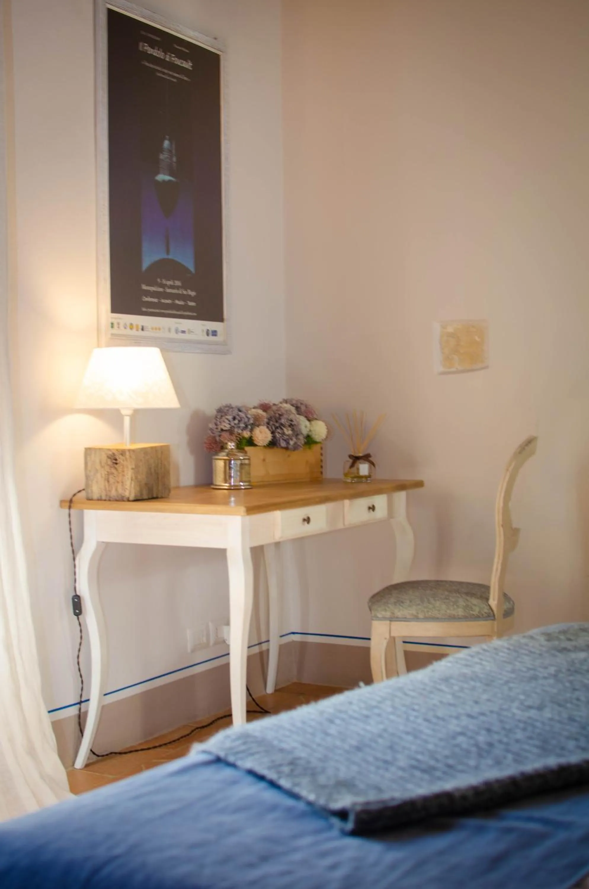 Seating area, Bed in Dimora Dell'Erbe Rooms