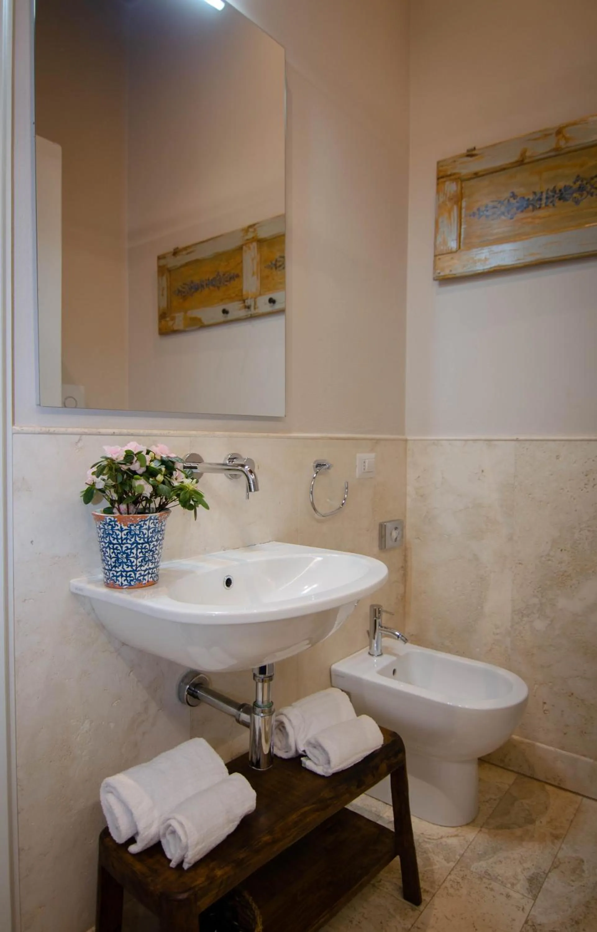 Bathroom in Dimora Dell'Erbe Rooms