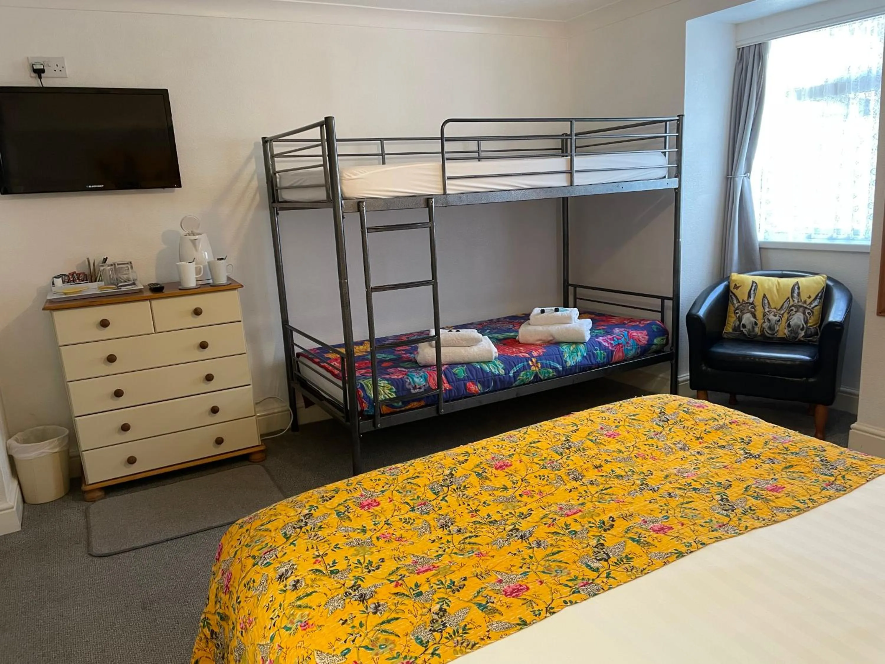 Family Room in Babbacombe Palms