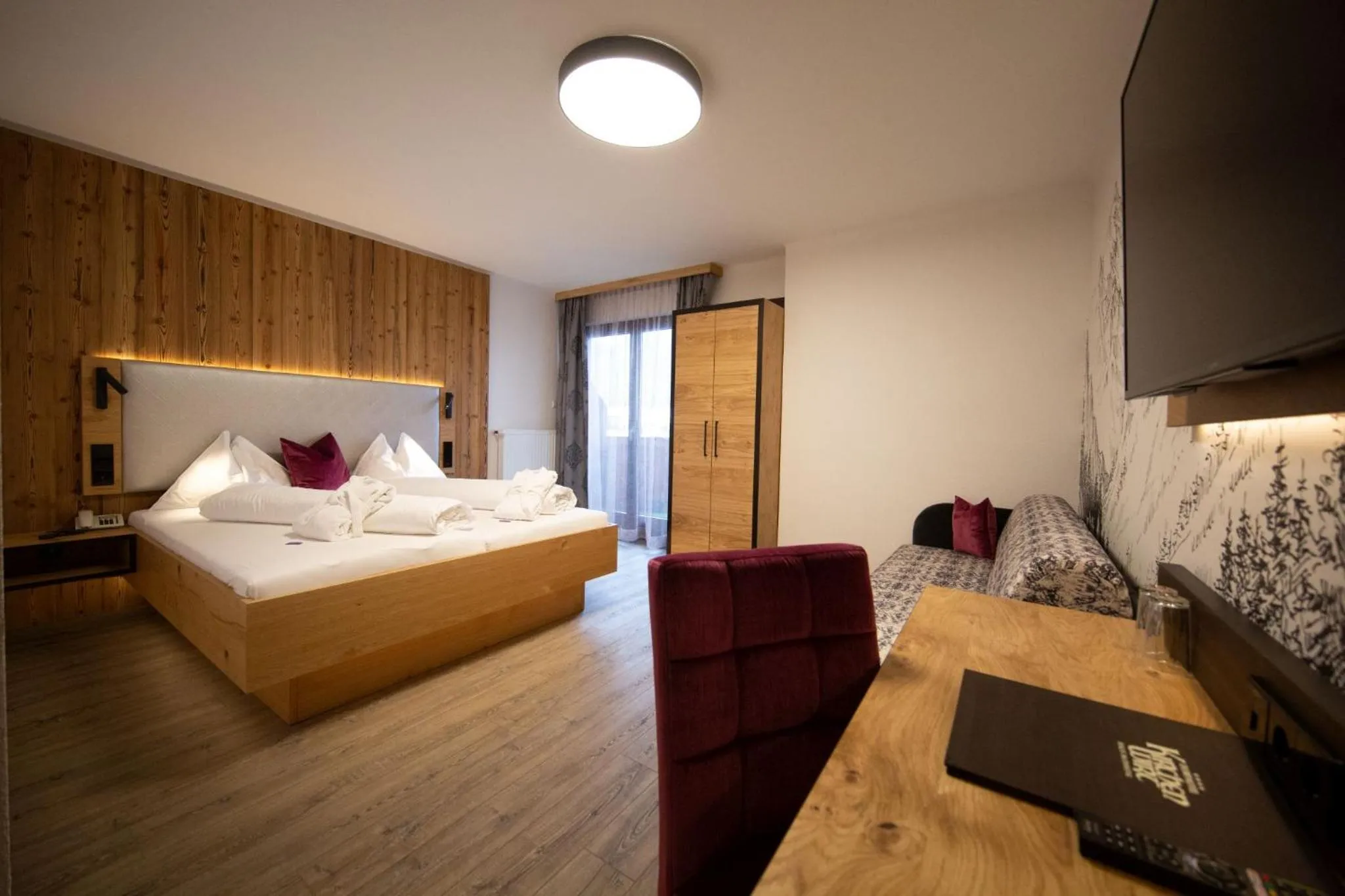 Photo of the whole room, Bed in Felsners Hotel & Restaurant