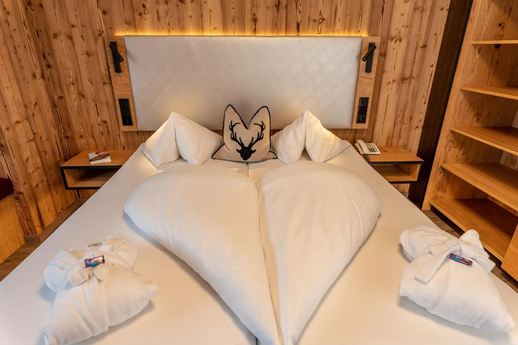 Photo of the whole room, Bed in Felsners Hotel & Restaurant