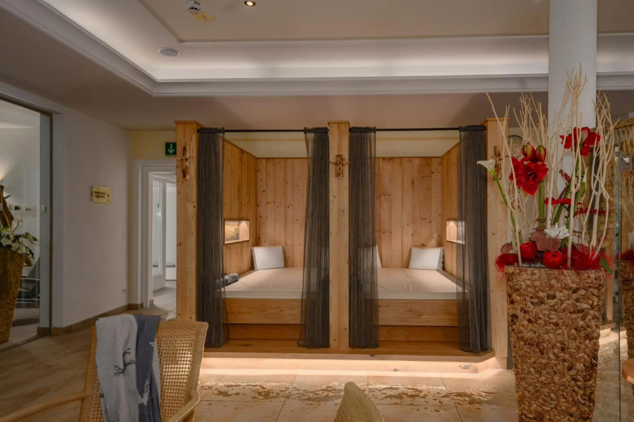 Spa and wellness centre/facilities, Bed in Felsners Hotel & Restaurant