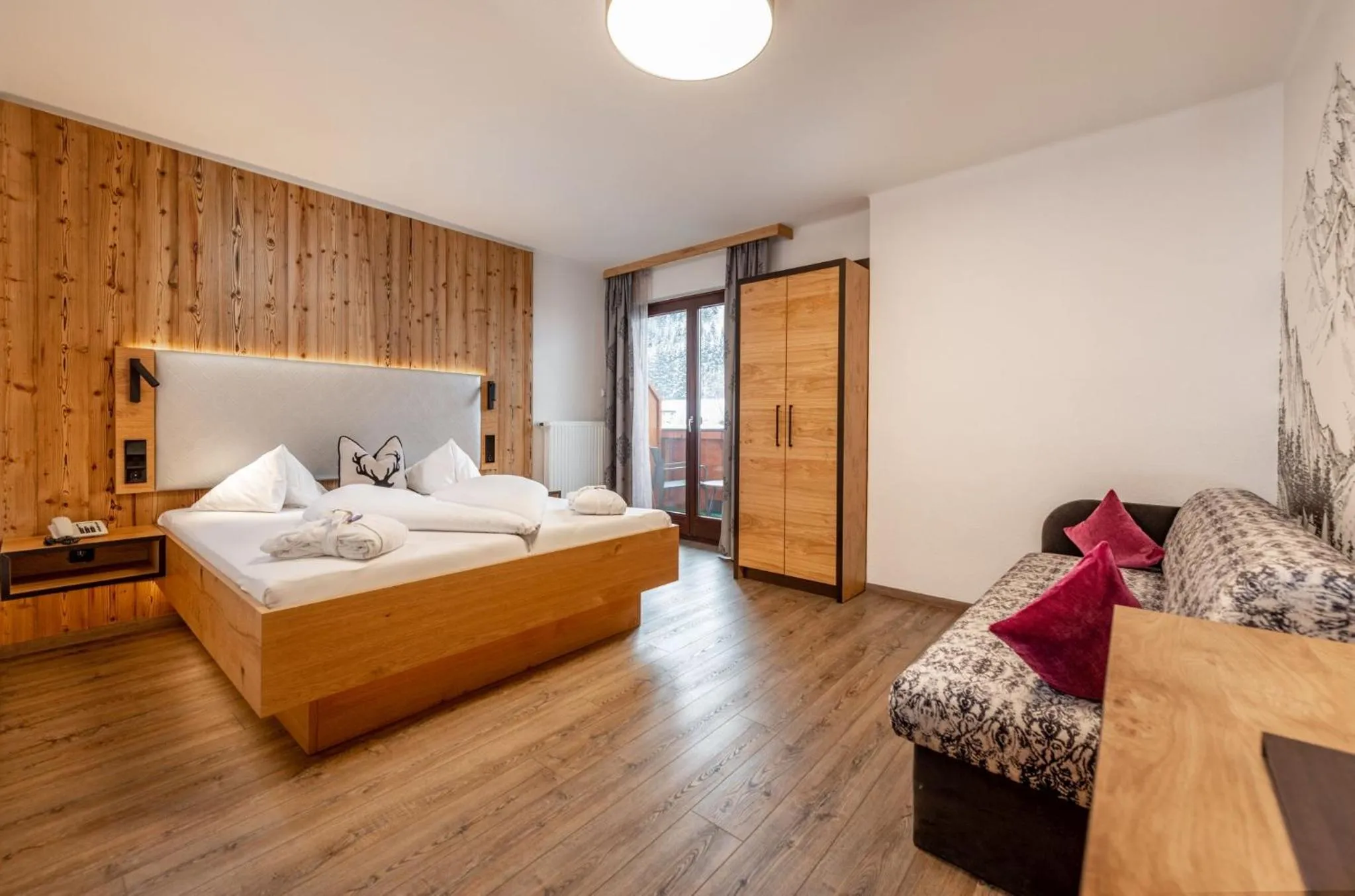 Photo of the whole room, Bed in Felsners Hotel & Restaurant