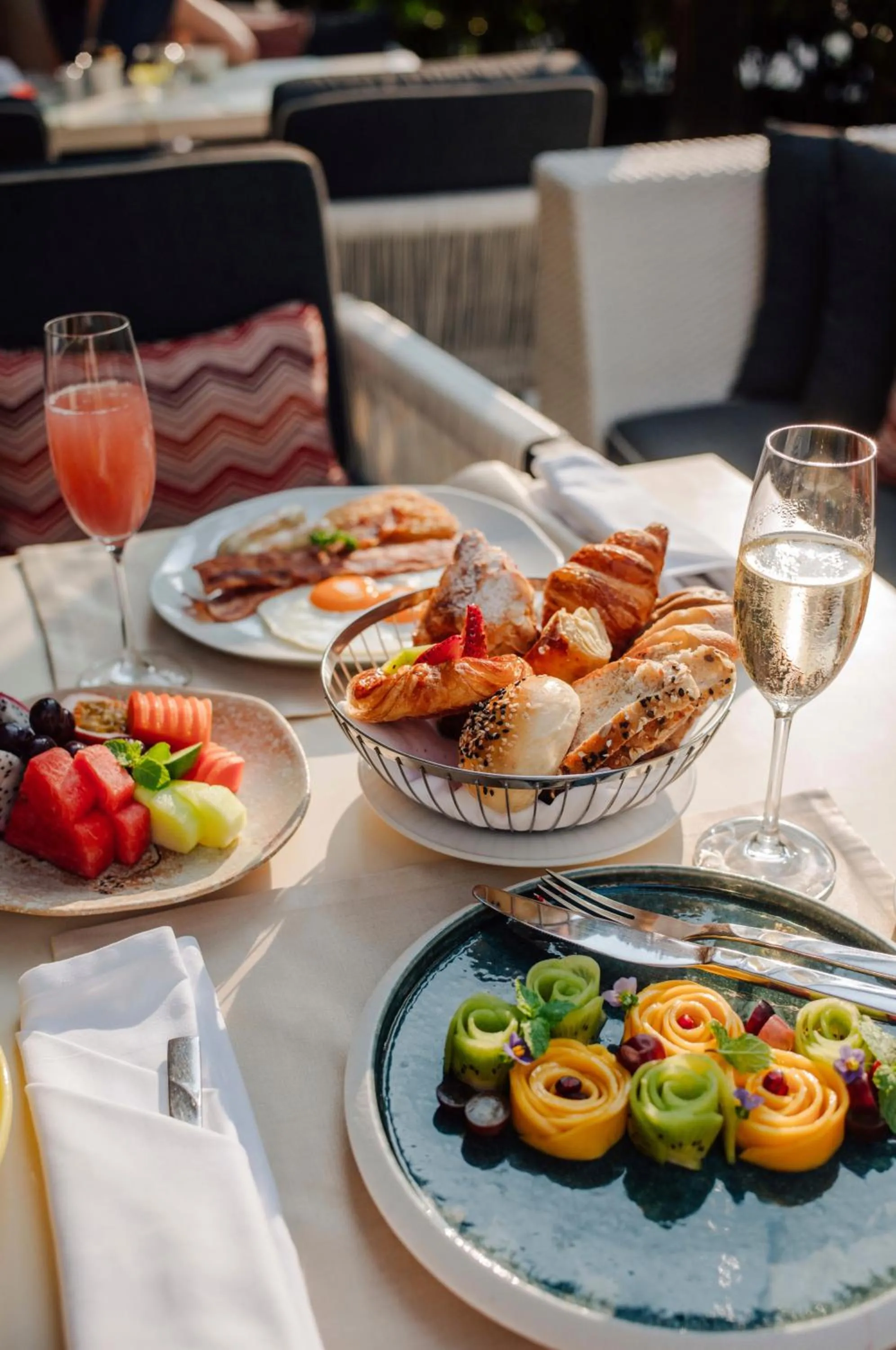 Restaurant/places to eat in Siam Kempinski Hotel Bangkok