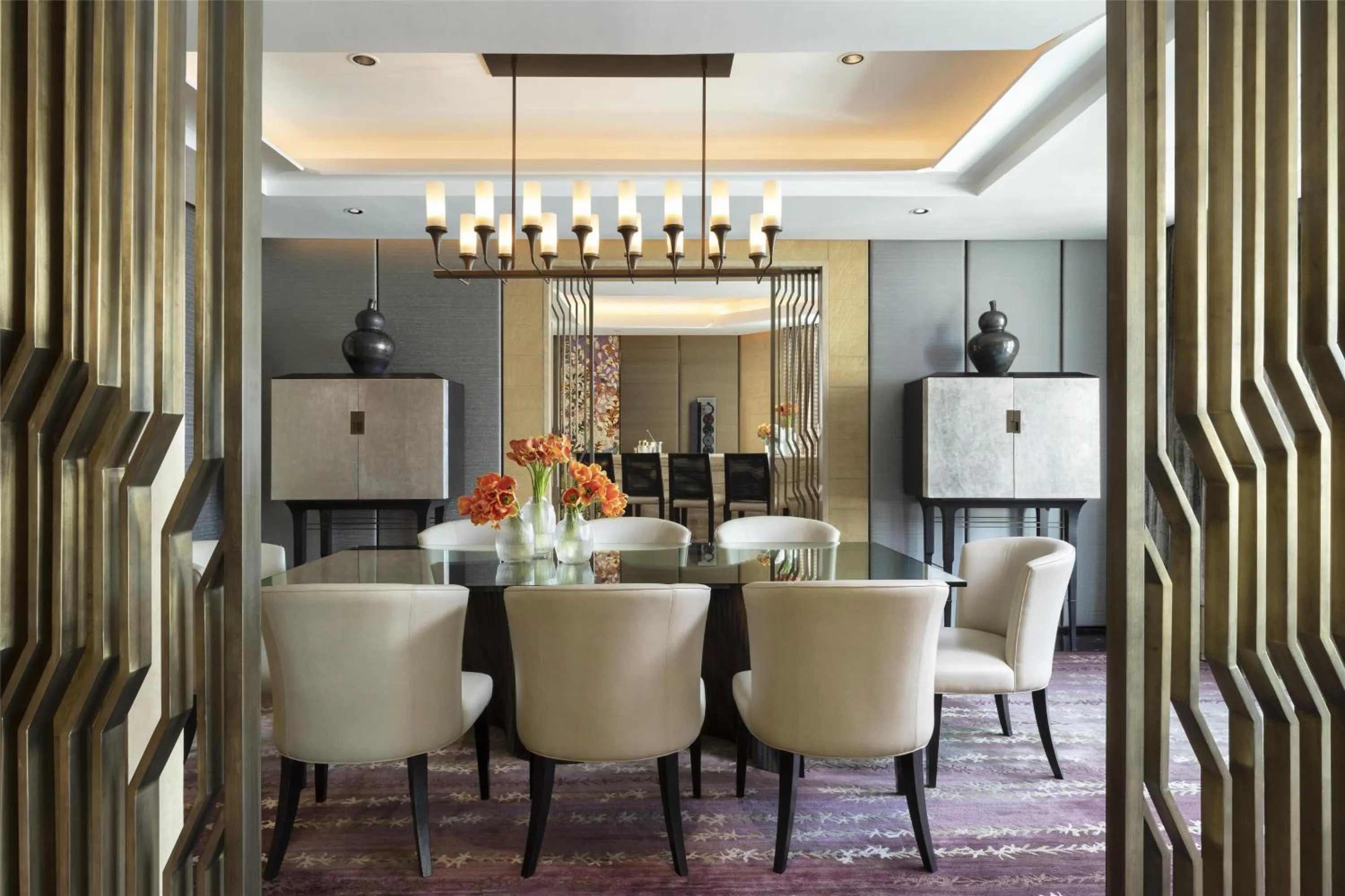 Dining area in Siam Kempinski Hotel Bangkok