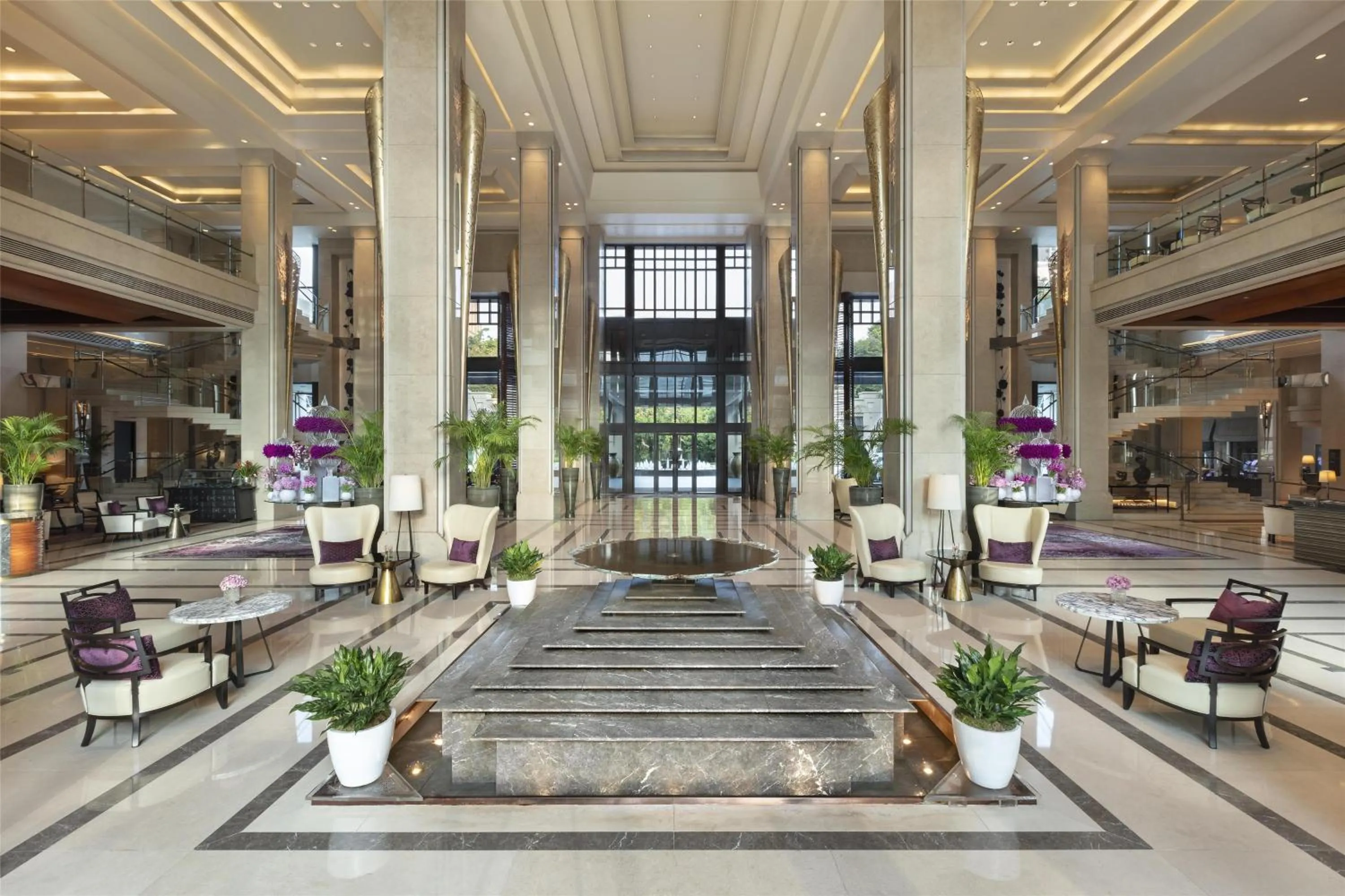 Lobby or reception in Siam Kempinski Hotel Bangkok